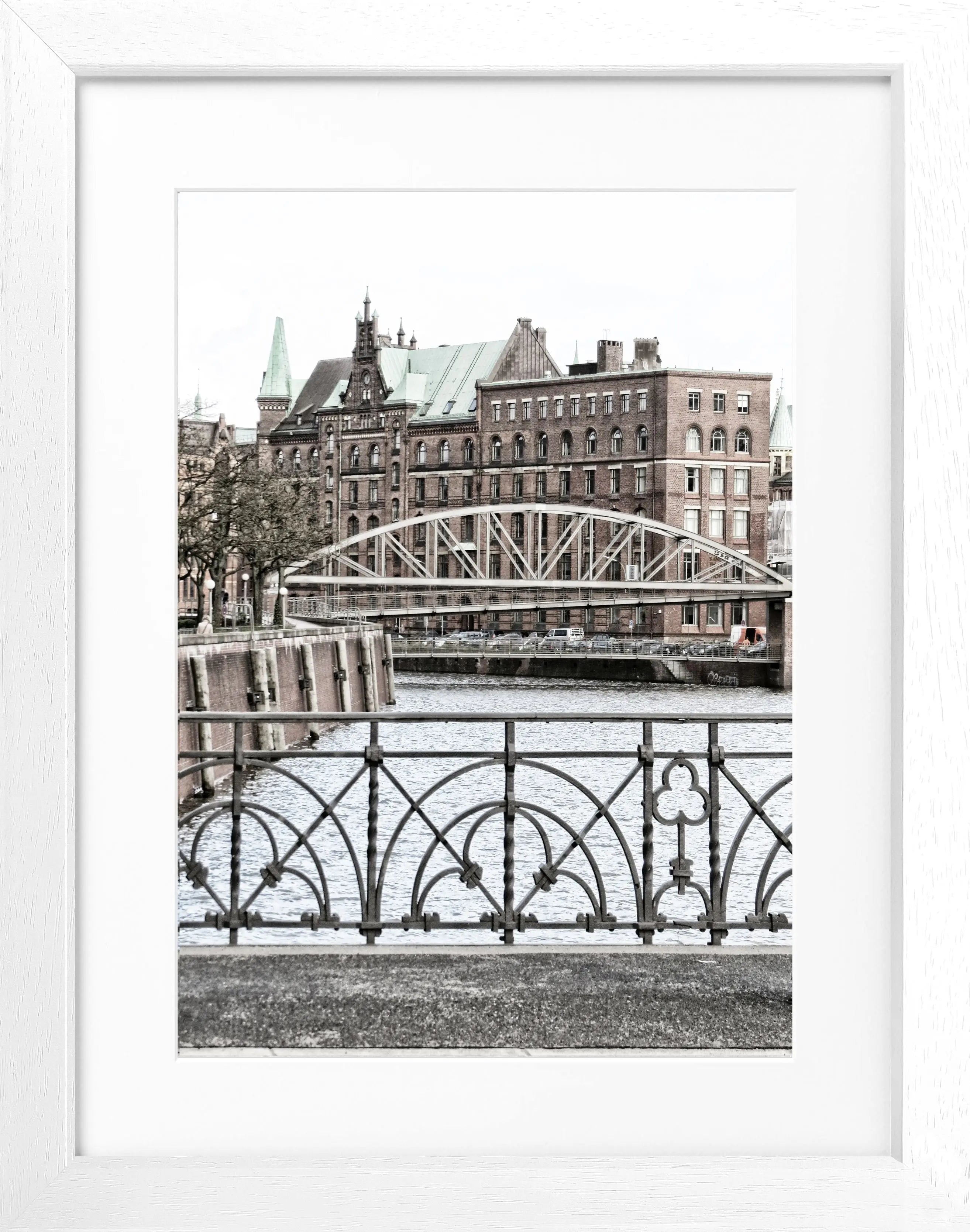Poster mit Rahmen Hamburg ’Speicherstadt’ HH46D by Cosman-Photocollection
