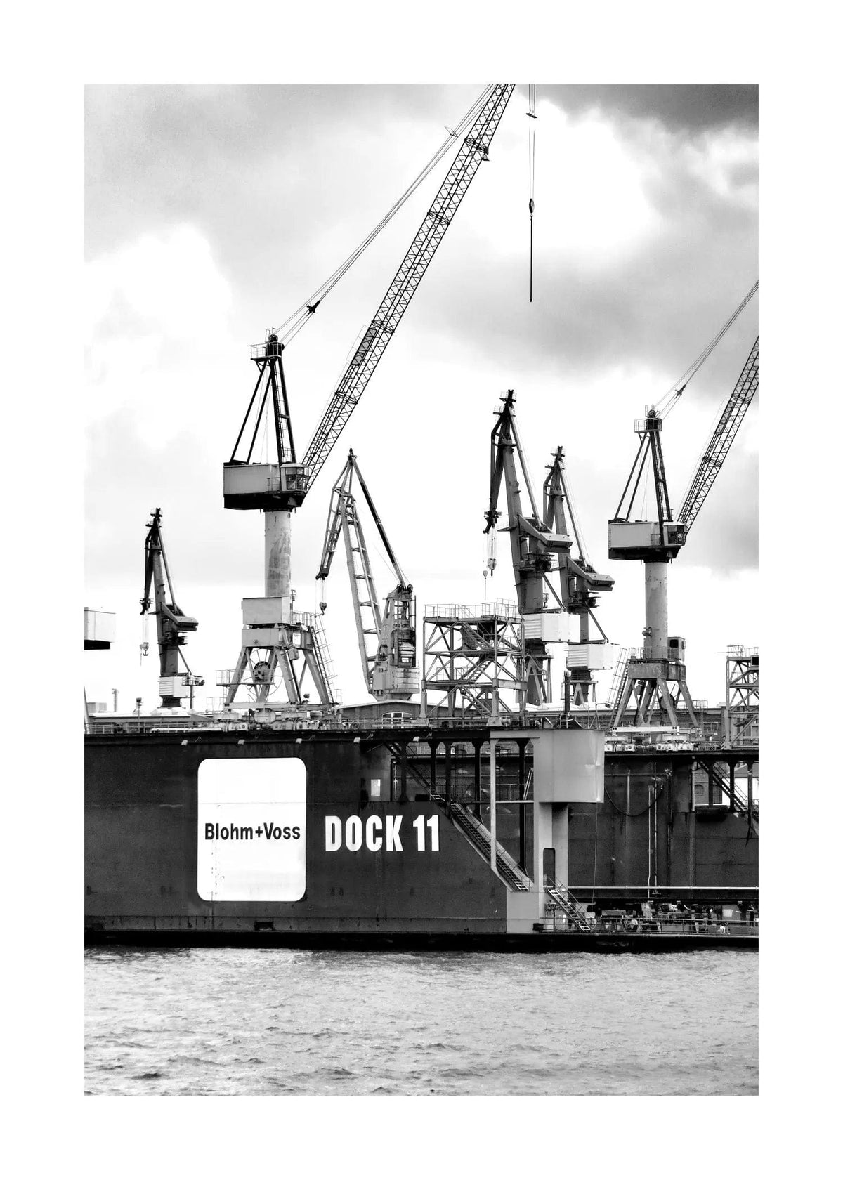 Hafen Hamburg Poster mit weißem Rand, Druck von Cosman-Photocollection, zeigt Dock 11, Hamburg Hafen, A4-Größe