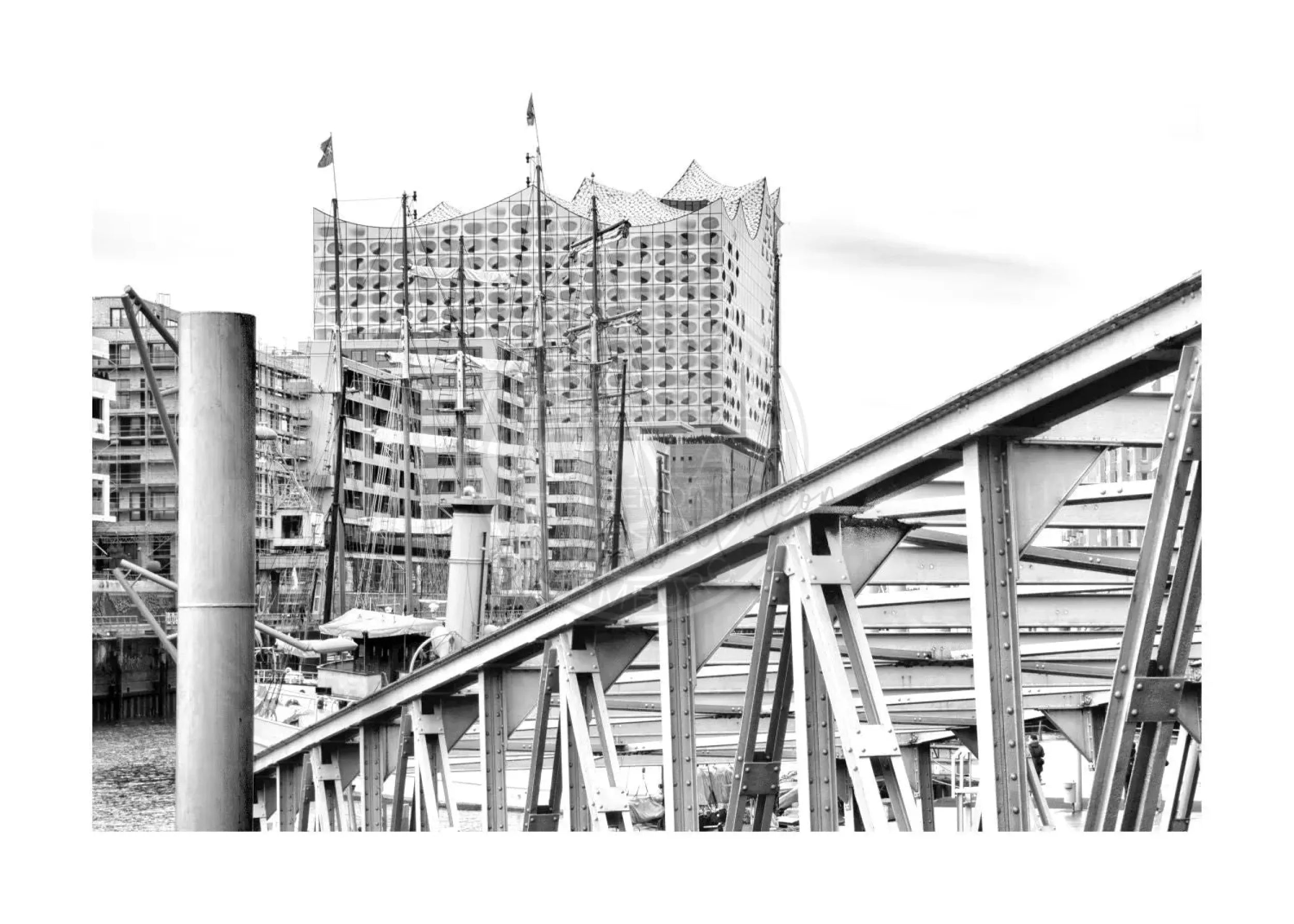 Hafen Hamburg Poster mit Elphi-Skyline, weißer Rand, von Cosman-Photocollection, A4-Größe, detailreiche Hafenaufnahme