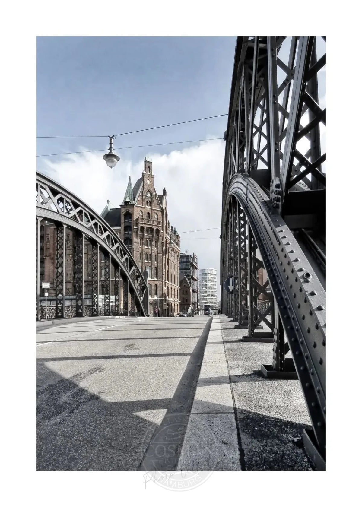 Schwarz-weiß Poster der Hamburger Speicherstadt von Cosman-Photocollection, A4 Druck, 21x29,7 cm, mit weißem Rand
