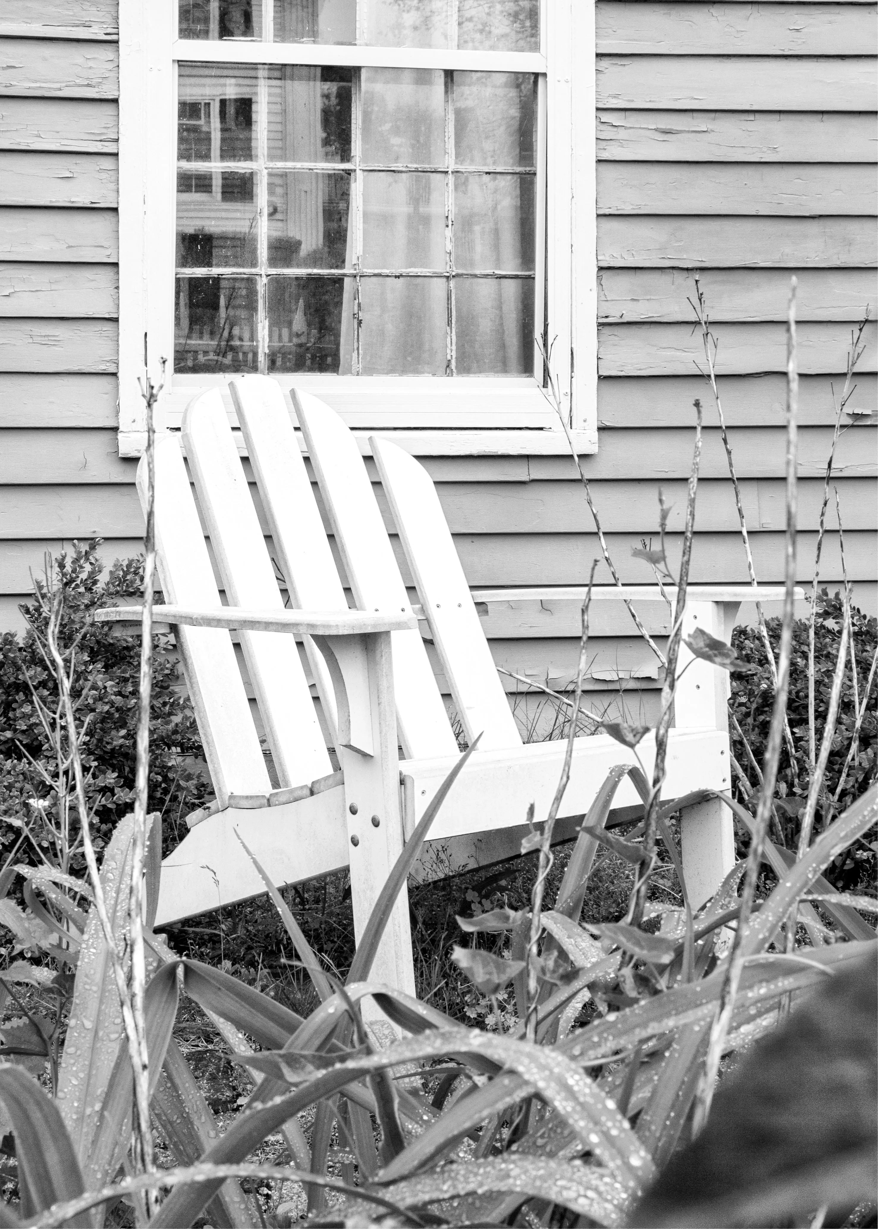 Schwarz-weiß Poster Hamptons Long Island Deckchair von Cosman-Photocollection, A4-Größe, mit weißem Rand, Fotokunstdruck