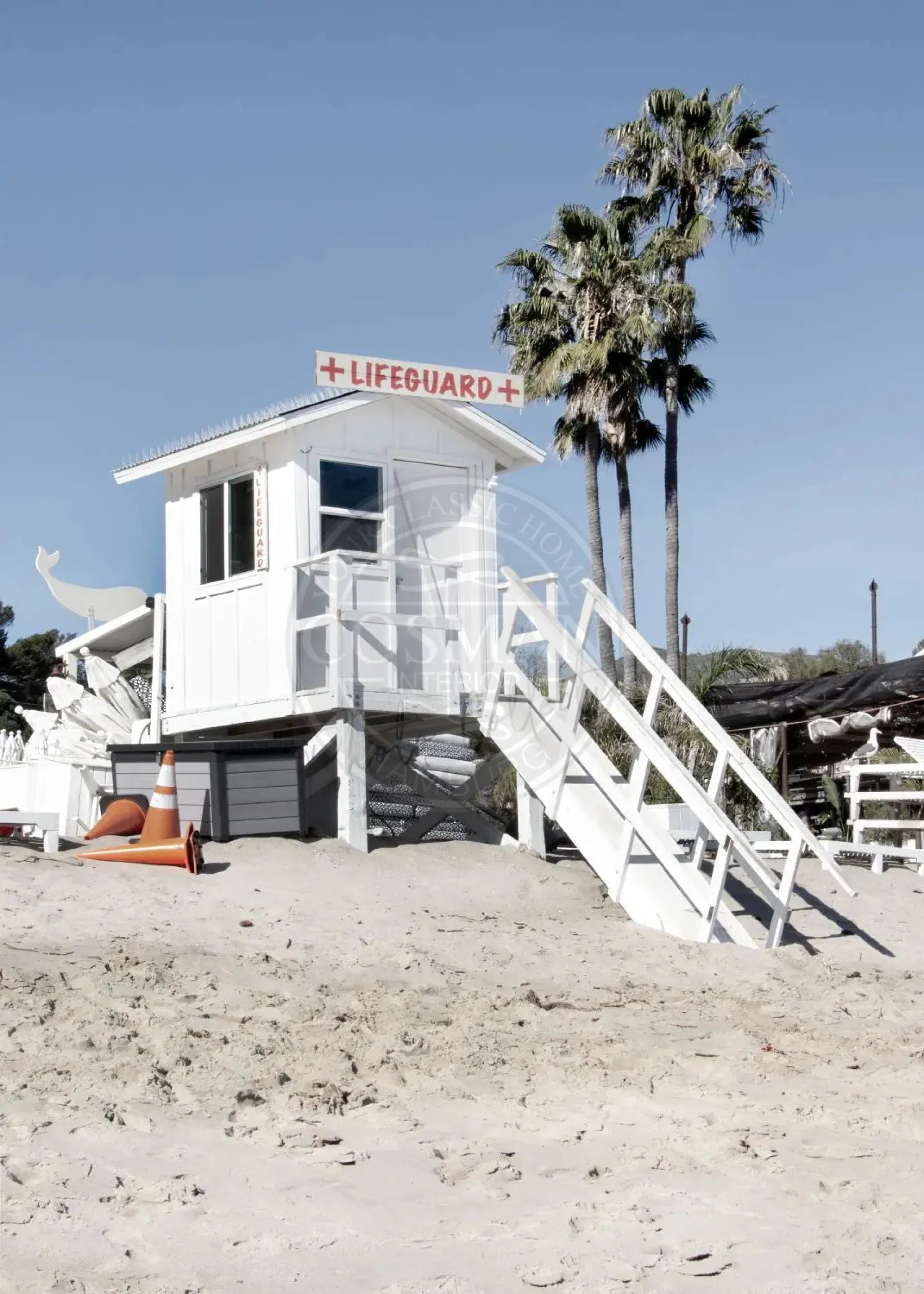 Schwarzweiß-Poster von Malibu Beach mit Rettungsschwimmer-Motiv, 21x29,7 cm, vom Cosman-Photocollection.