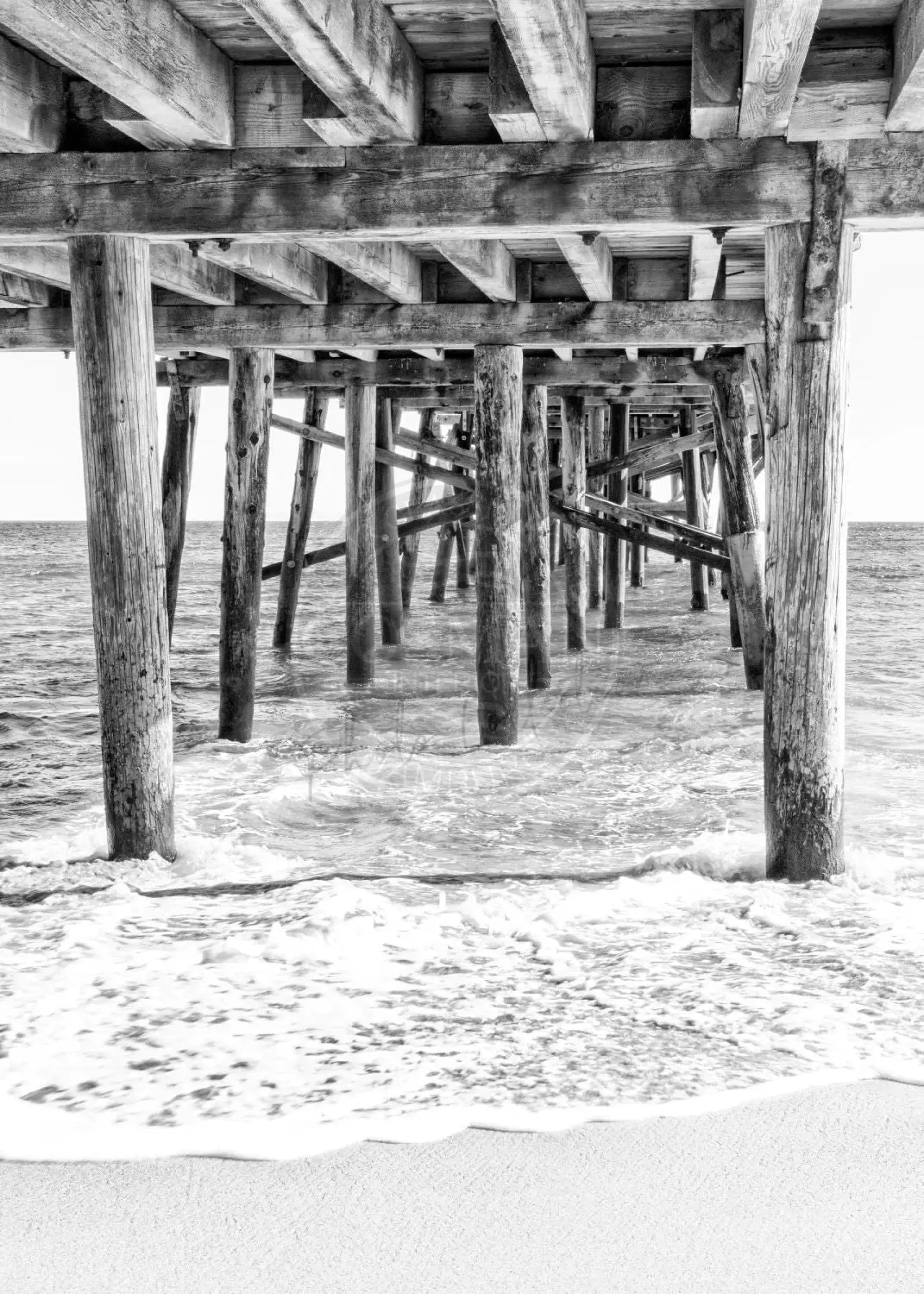 Schwarz-Weiß-Poster Kalifornien Malibu Pier von Cosman-Photocollection, A4-Größe, mit weißem Rand