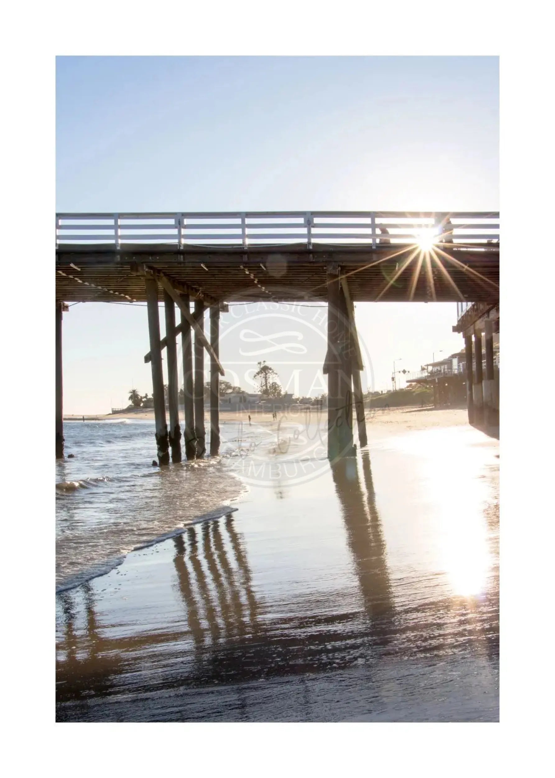 Schwarz-weiß Poster von Malibu Pier in Kalifornien, 21x29,7cm, von Cosman-Photocollection, mit weißem Rand.
