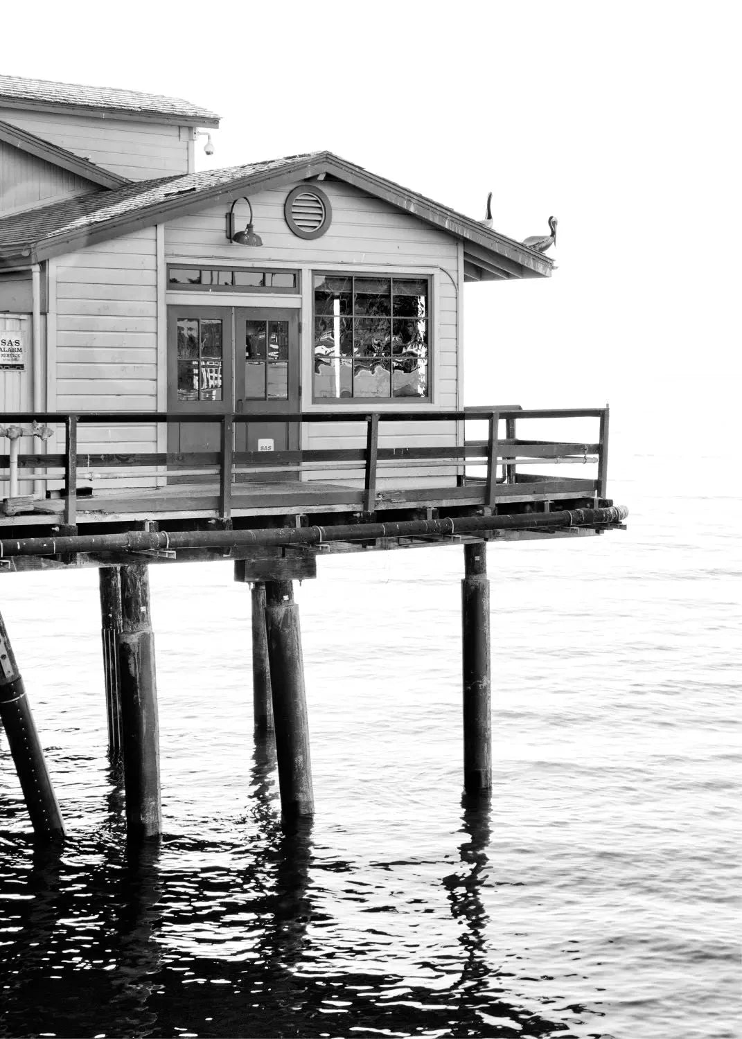 Schwarzweiß-Poster von Cosman-Photocollection, Kalifornien Santa Barbara Pier, A4-Größe, mit weißem Rand, fotografisches Wandbild