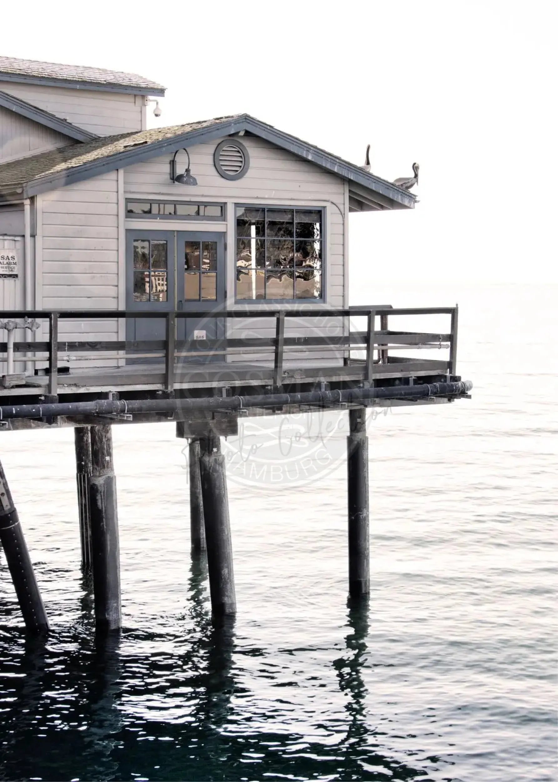 Schwarz-weiß Poster von Santa Barbara Pier in Kalifornien, 21x29,7 cm, von Cosman-Photocollection, mit weißem Rand