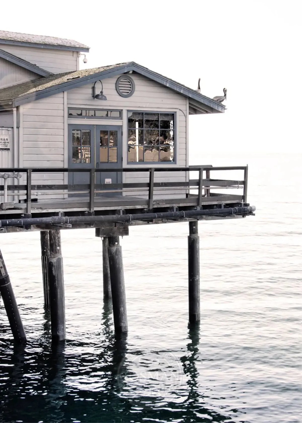 Schwarz-weiß Poster von Santa Barbara Pier in Kalifornien, 21x29,7 cm, von Cosman-Photocollection, mit weißem Rand