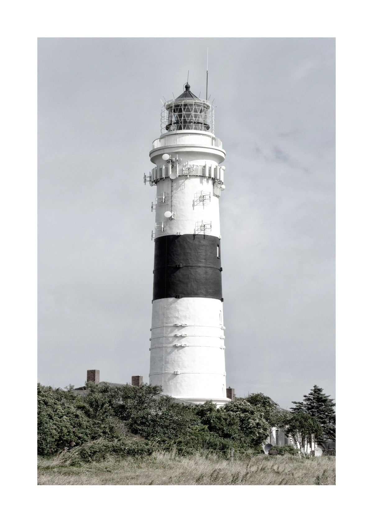 Schwarz-Weiß-Poster von Leuchtturm Kampen "Langer Christian" auf Sylt, im A4-Format, von Cosman-Photocollection.
