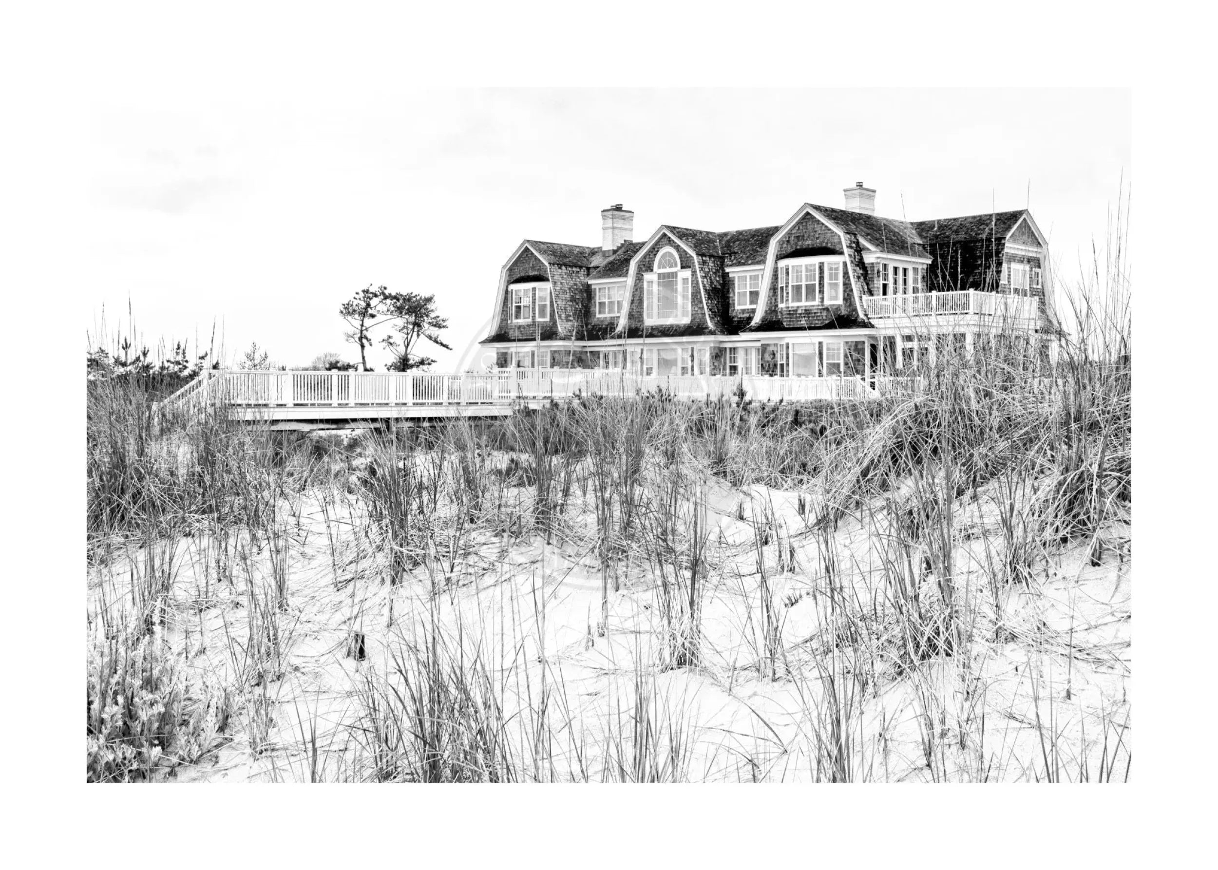 Schwarz-weiß Poster Hamptons Long Island ’Beach House’ von Cosman-Photocollection, 29,7x21cm, mit weißem Rand