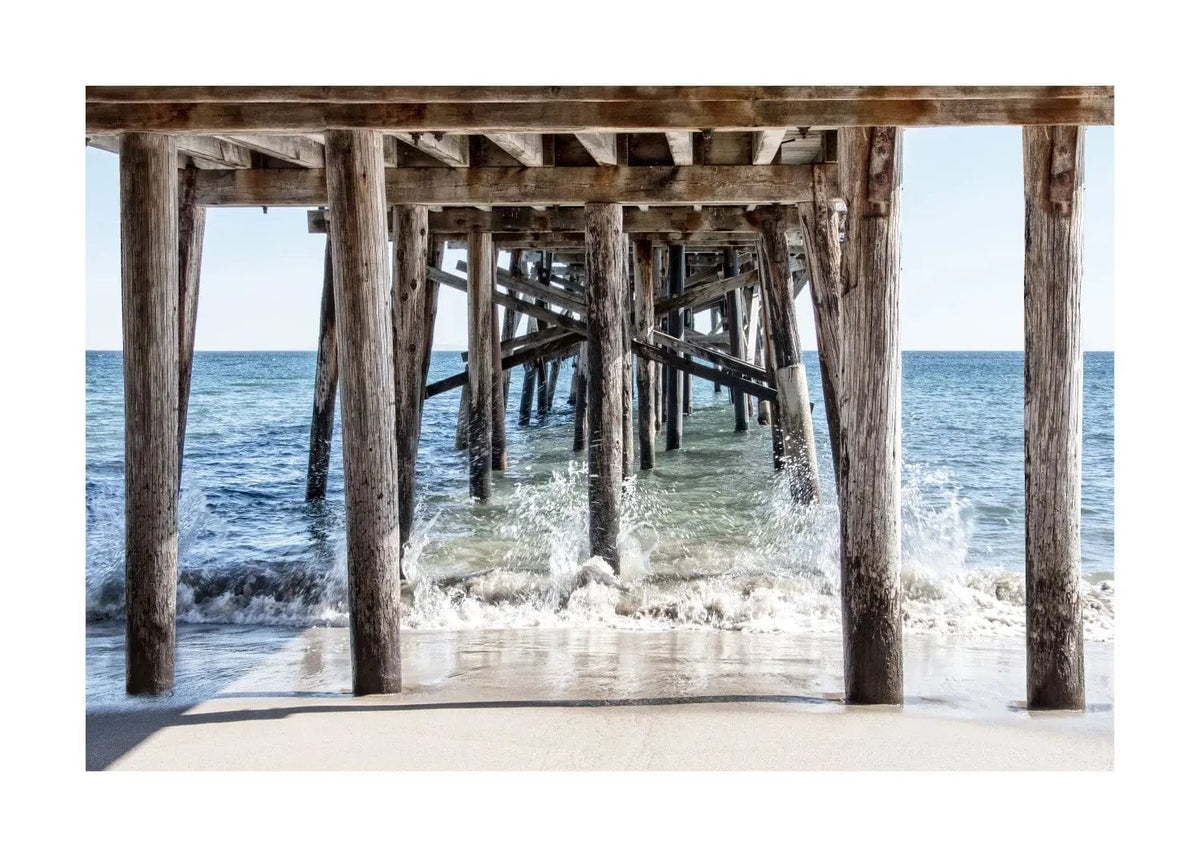 Schwarz-weiß Poster von Kalifornien ’Pier’ von Cosman-Photocollection, A4-Größe mit weißem Rand, Meerespier-Szene.