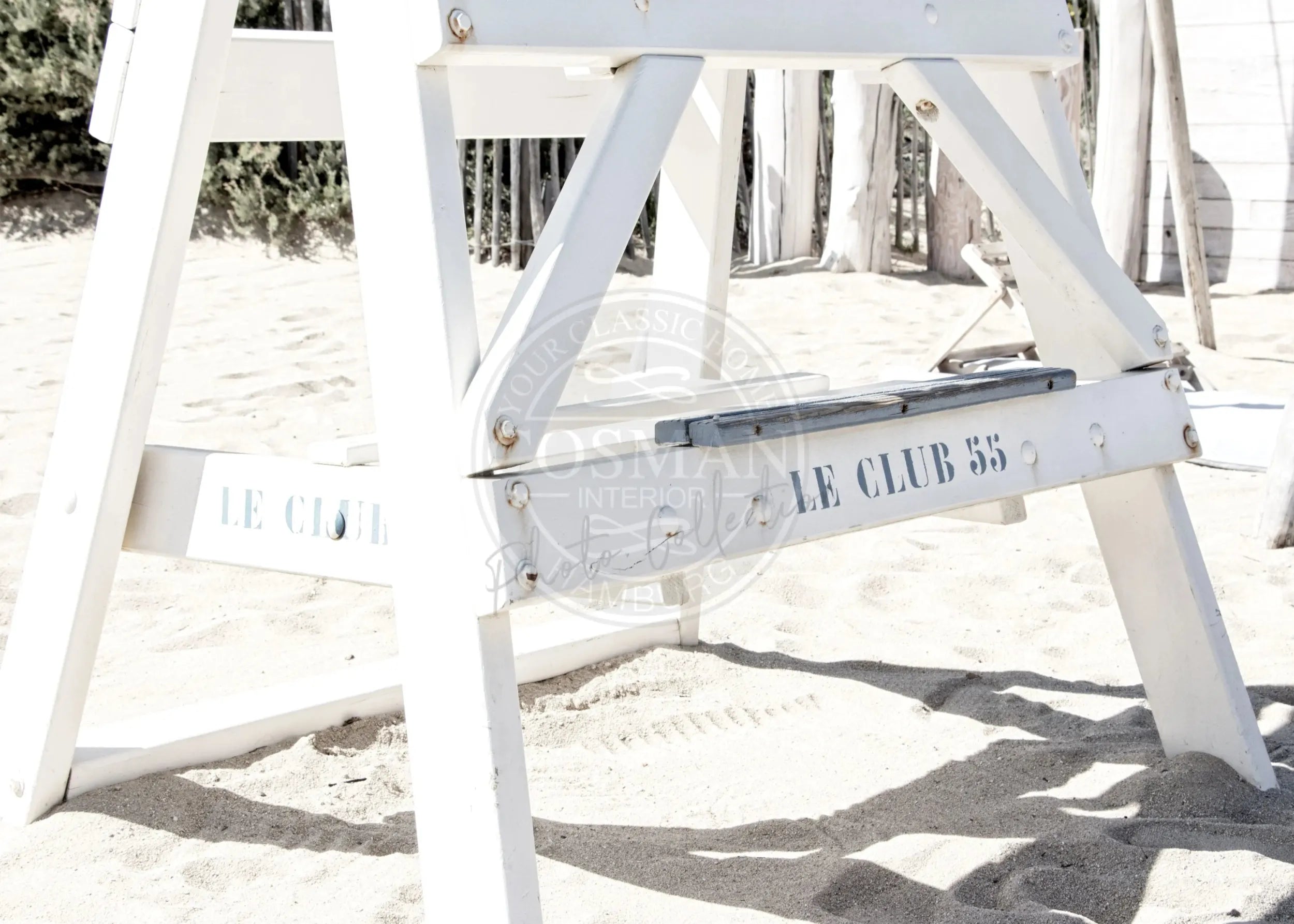 Schwarz-weiß Poster ’Le Club 55’ Saint Tropez von Cosman-Photocollection, A4-Größe, mit weißem Rand, Wanddekoration