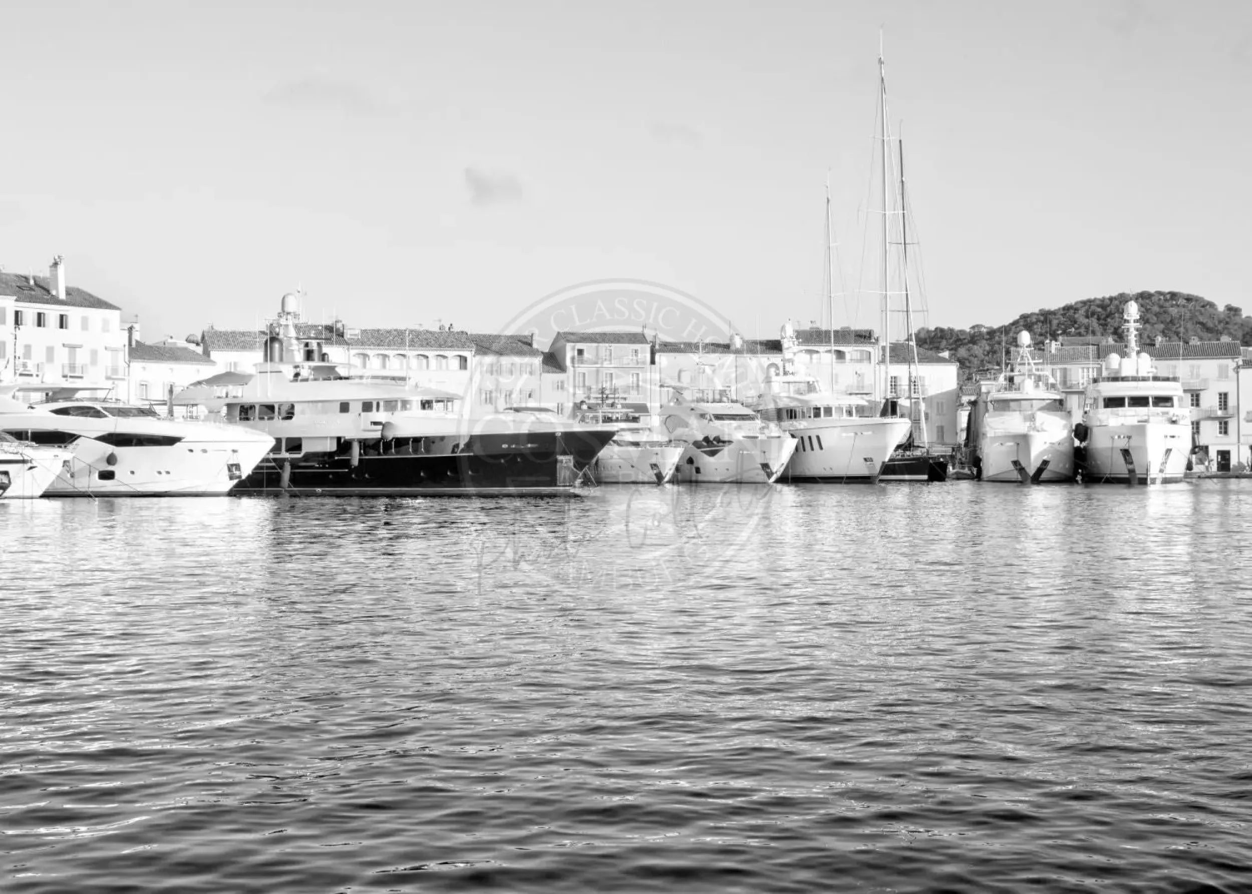 Schwarz-weiß Poster von Saint Tropez Hafen, 29,7x21cm, von Cosman-Photocollection, mit weißem Rand, Wanddekoration, Kunstdruck