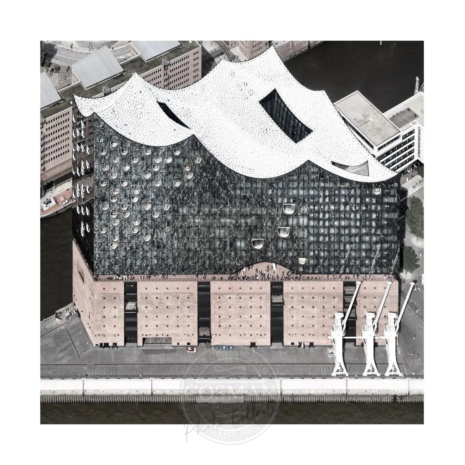 Schwarz-Weiß-Poster von Hamburg Elphi, 40x40cm, von Cosman-Photocollection, mit weißem Rand, Stadtansicht von Hamburg.