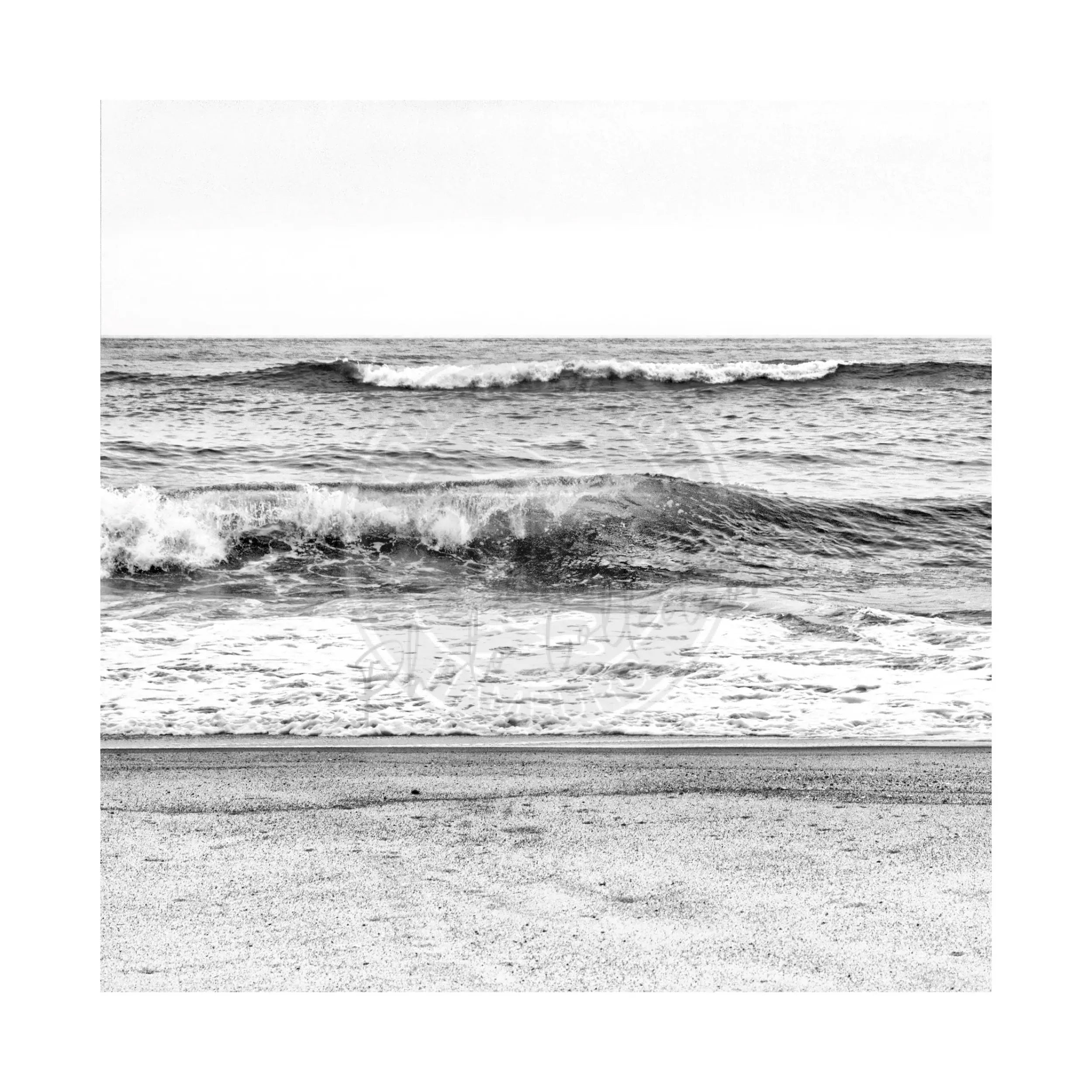 Schwarz-weiß Poster des Hamptons Long Island 'Ocean' von Cosman-Photocollection, 40x40 cm, mit weißem Rand.