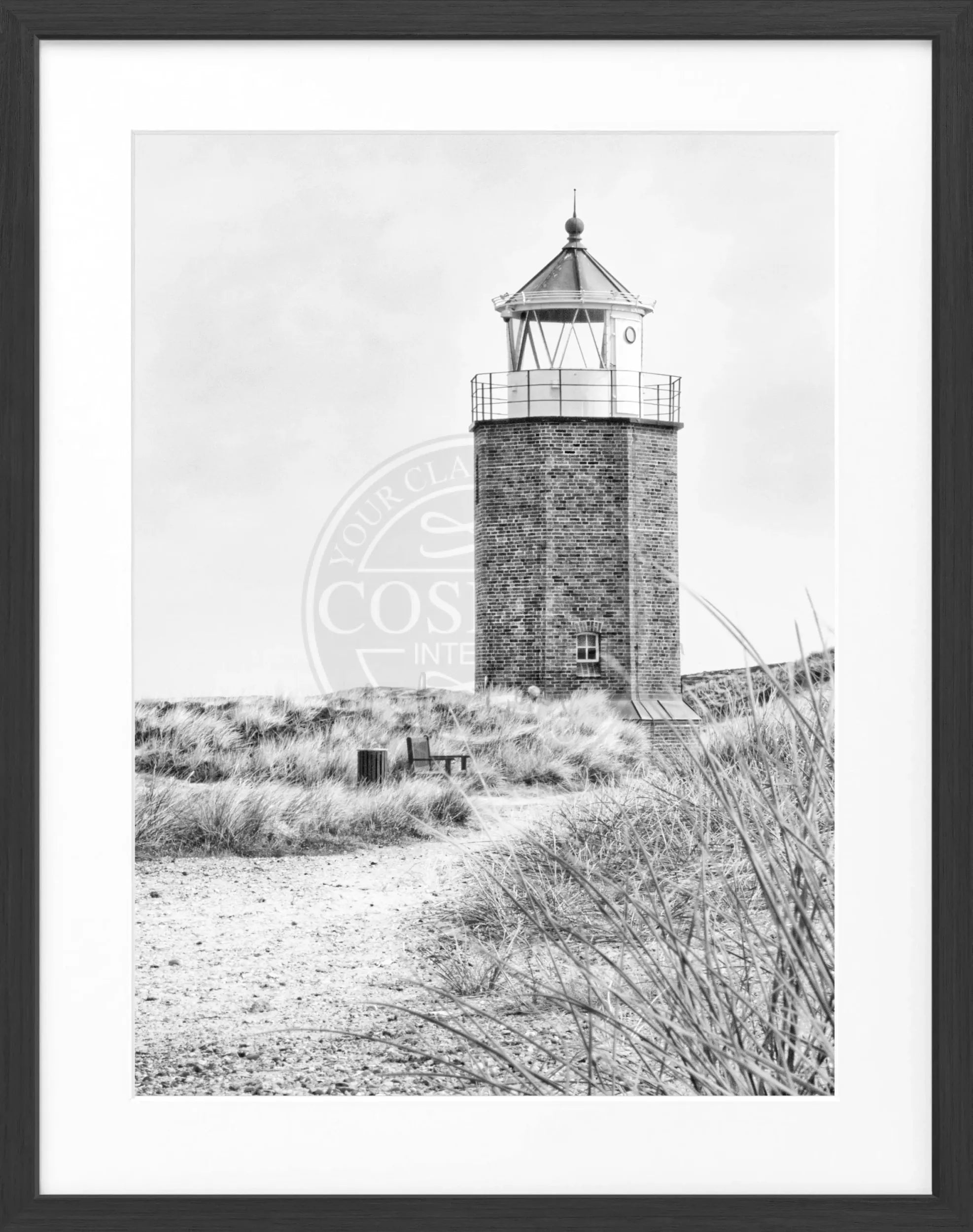 Schwarz-weiß Poster mit Rahmen, Sylt Leuchtturm am Rotes Kliff, von Cosman-Photocollection, 25x31 cm, dekoratives Wandbild