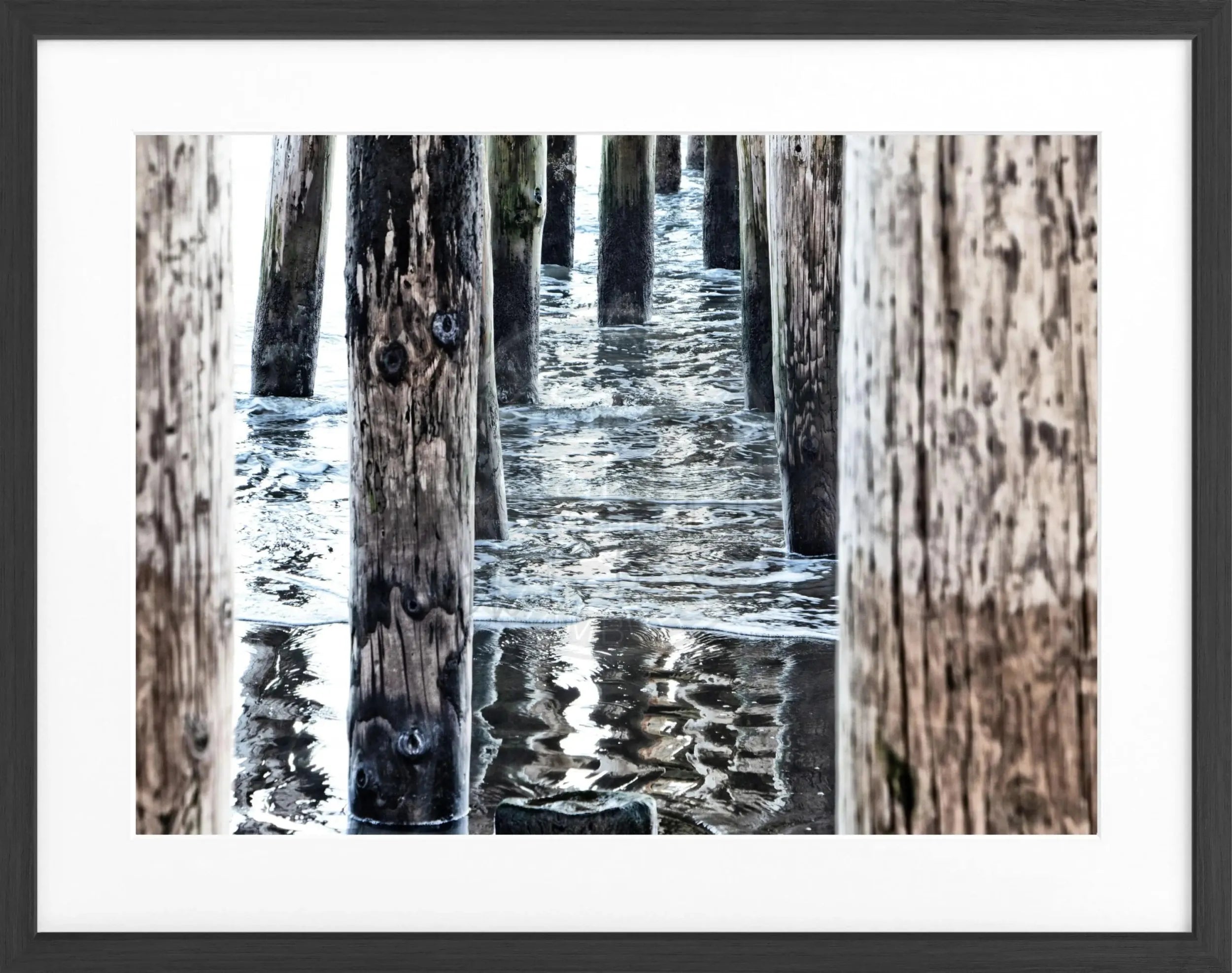 Schwarz-weiß Poster mit Rahmen von Cosman-Photocollection, Kalifornien Pier Motiv, 31x25 cm, dekoratives Wandbild
