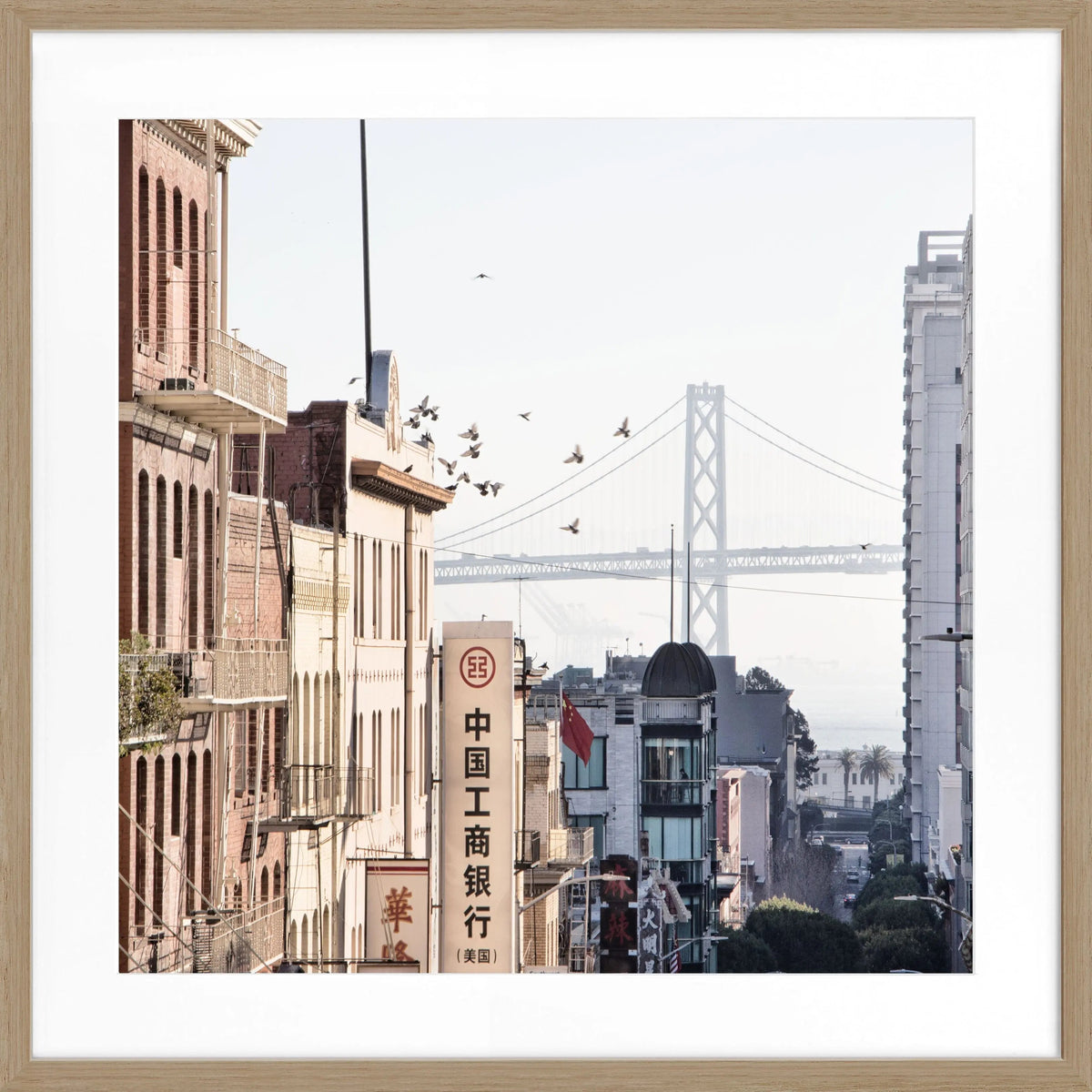 Schwarz-weiß Poster mit Rahmen von Cosman-Photocollection, Bay Bridge San Francisco, quadratisch 55x55cm, beeindruckende Stadtansicht