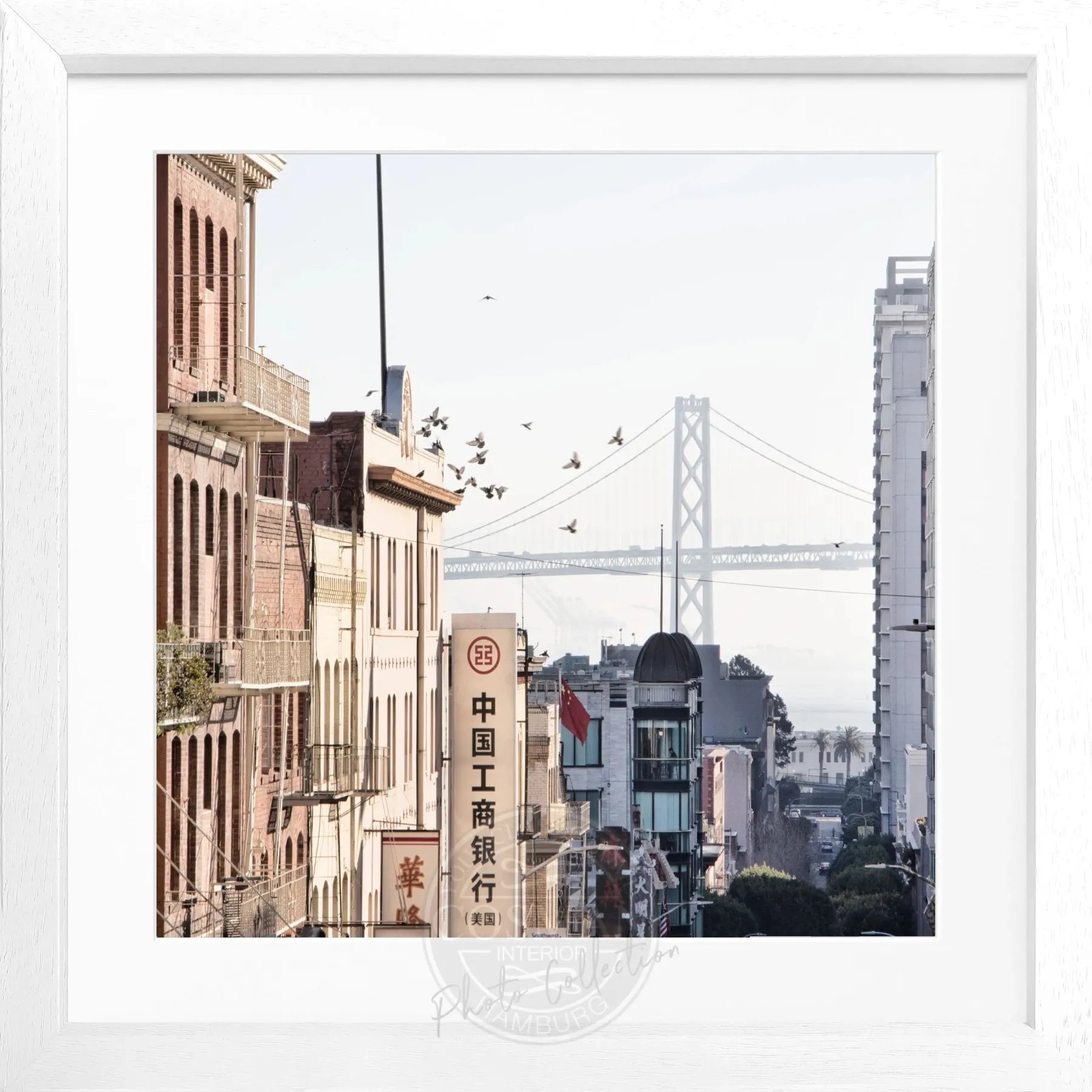 Schwarz-weiß Poster mit Rahmen von Cosman-Photocollection, Bay Bridge San Francisco, quadratisch, 55x55 cm, urbanes Motiv