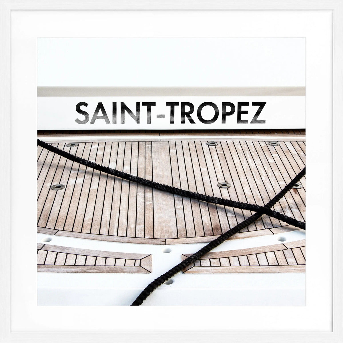 Schwarz-weiß Poster mit Rahmen, Boot-Motiv in Saint Tropez, von Cosman-Photocollection, quadratisch, 55x55 cm