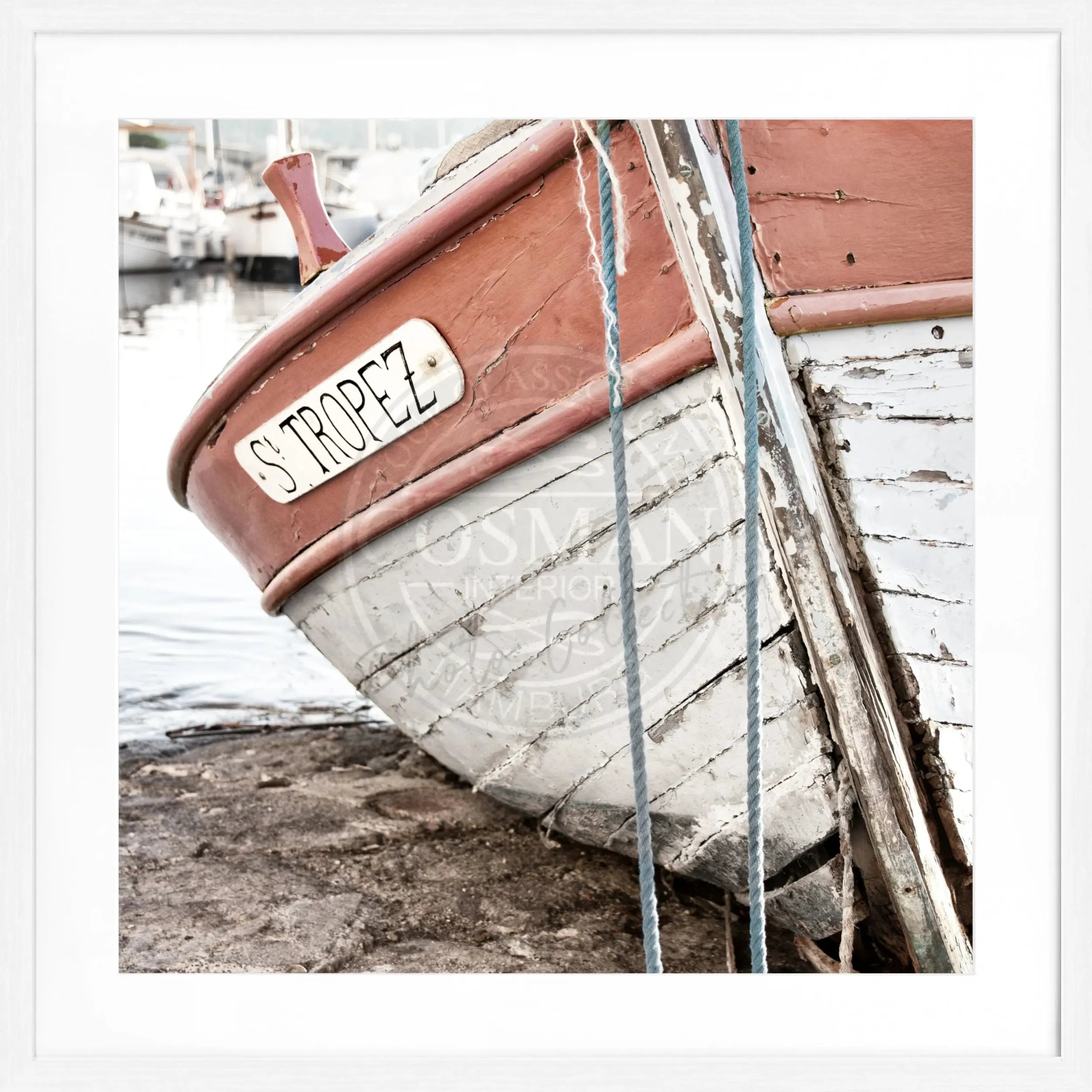 Schwarz-weiß Poster mit Rahmen, Fischerboot in Saint Tropez, Cosman-Photocollection, quadratisch 55x55cm, maritime Motiv