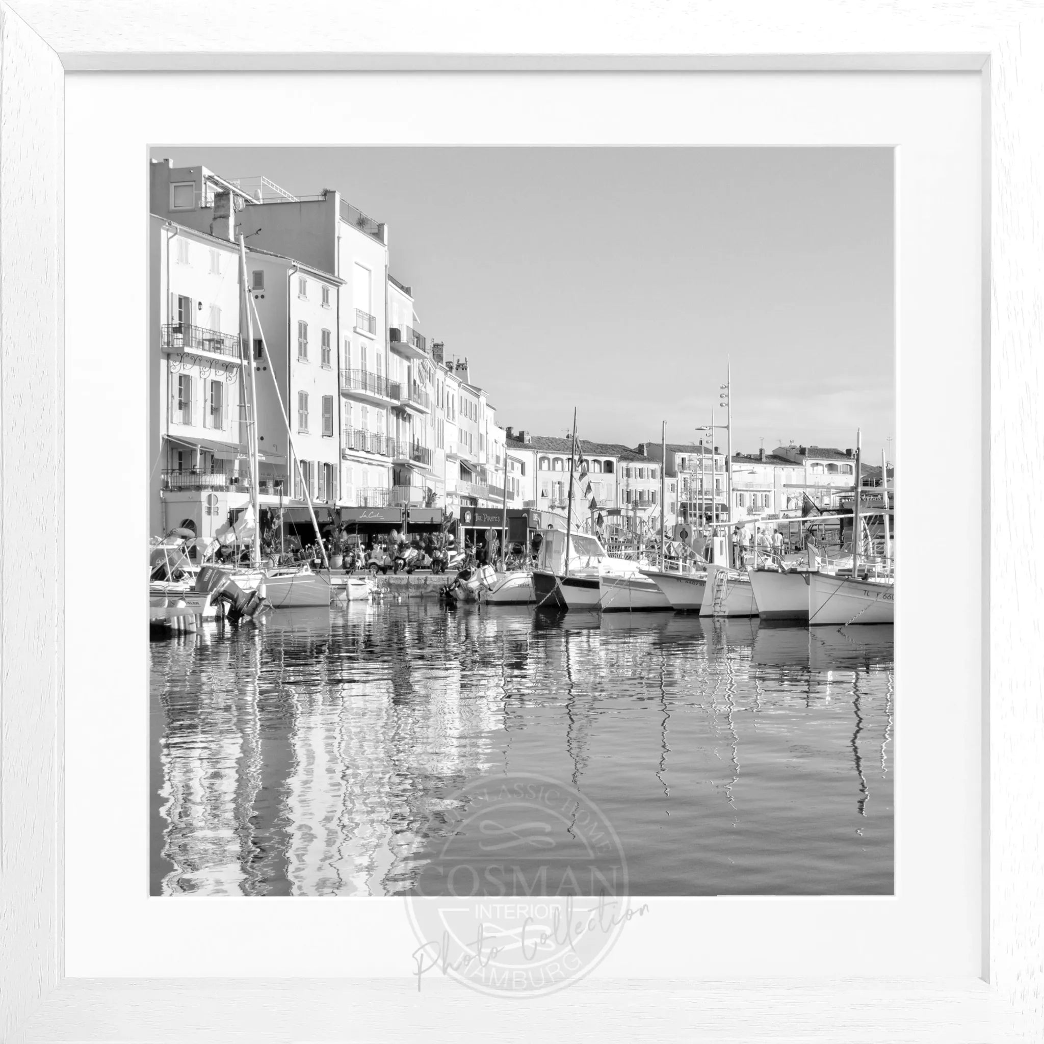 Schwarz-weiß Poster mit Rahmen ’Hafen’ Saint Tropez von Cosman-Photocollection, quadratisch, 55x55 cm, maritime Motiv