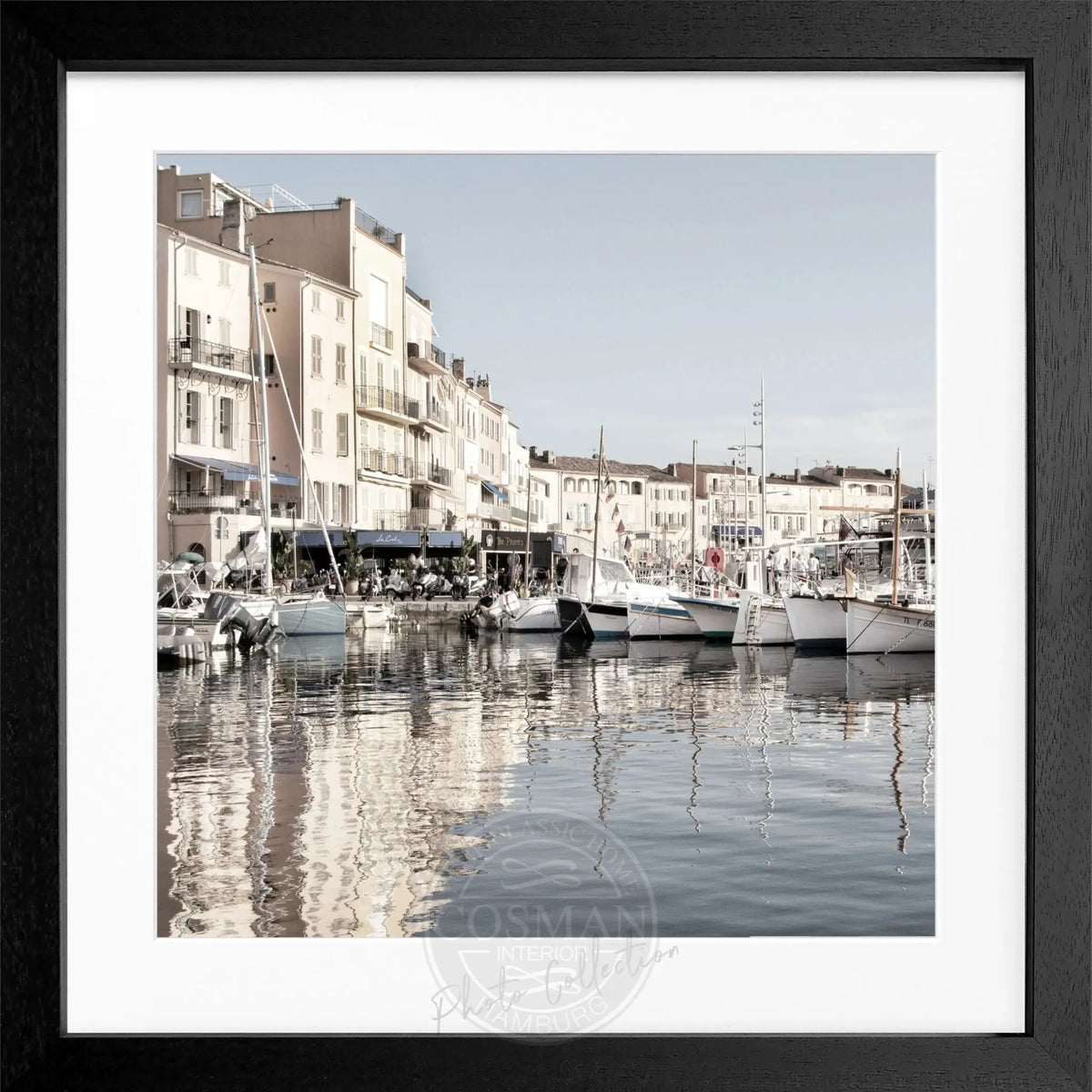 Schwarz-weiß Poster mit Rahmen 'Hafen' Saint Tropez von Cosman-Photocollection, quadratisch, 55x55 cm, maritimes Motiv