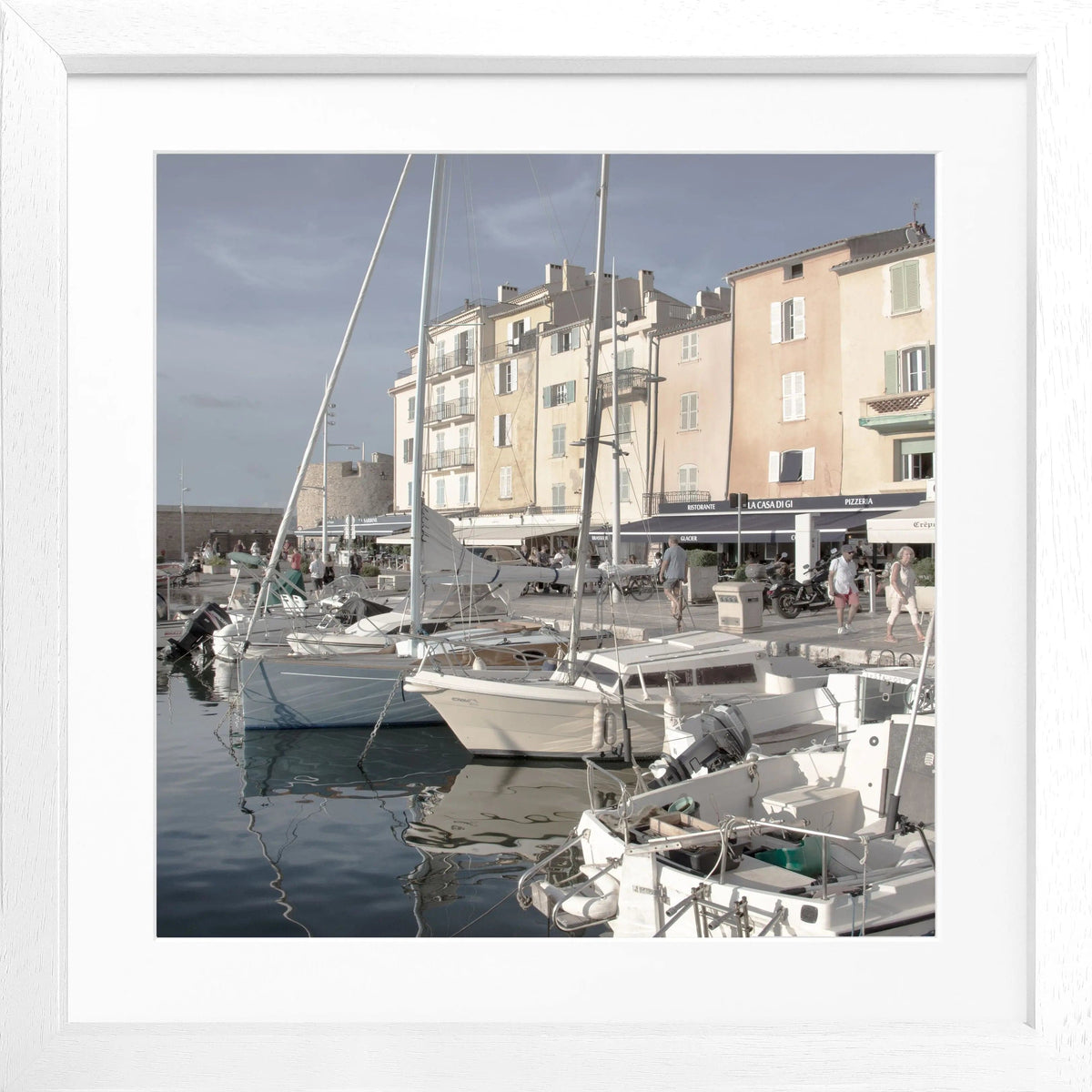 Schwarz-weiß Poster mit Rahmen 'Hafen' Saint Tropez, quadratisches Wandbild von Cosman-Photocollection, 55x55 cm