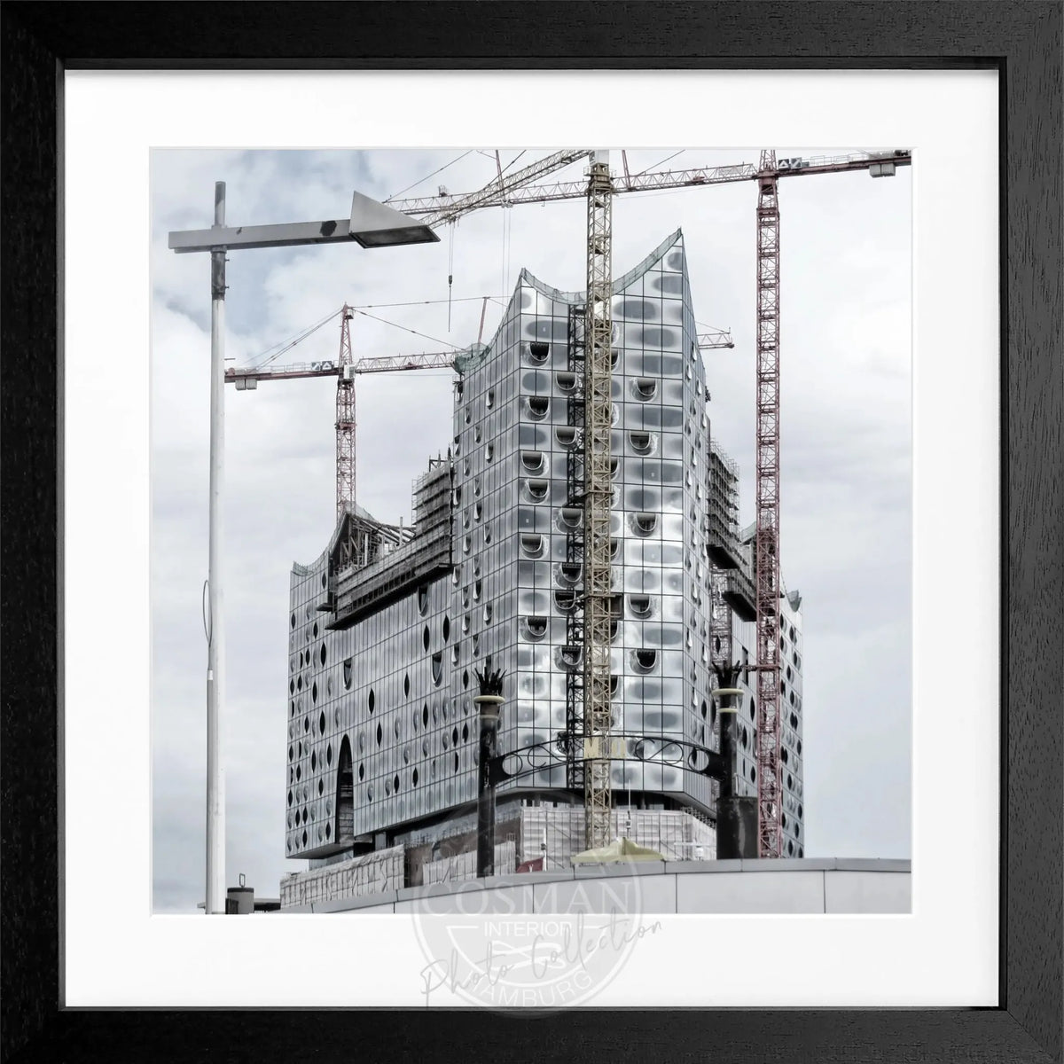 Schwarz-weiß Poster mit Rahmen von Cosman-Photocollection, Hamburg ’Elphi’, quadratisch 55x55cm, modernes Wandbild
