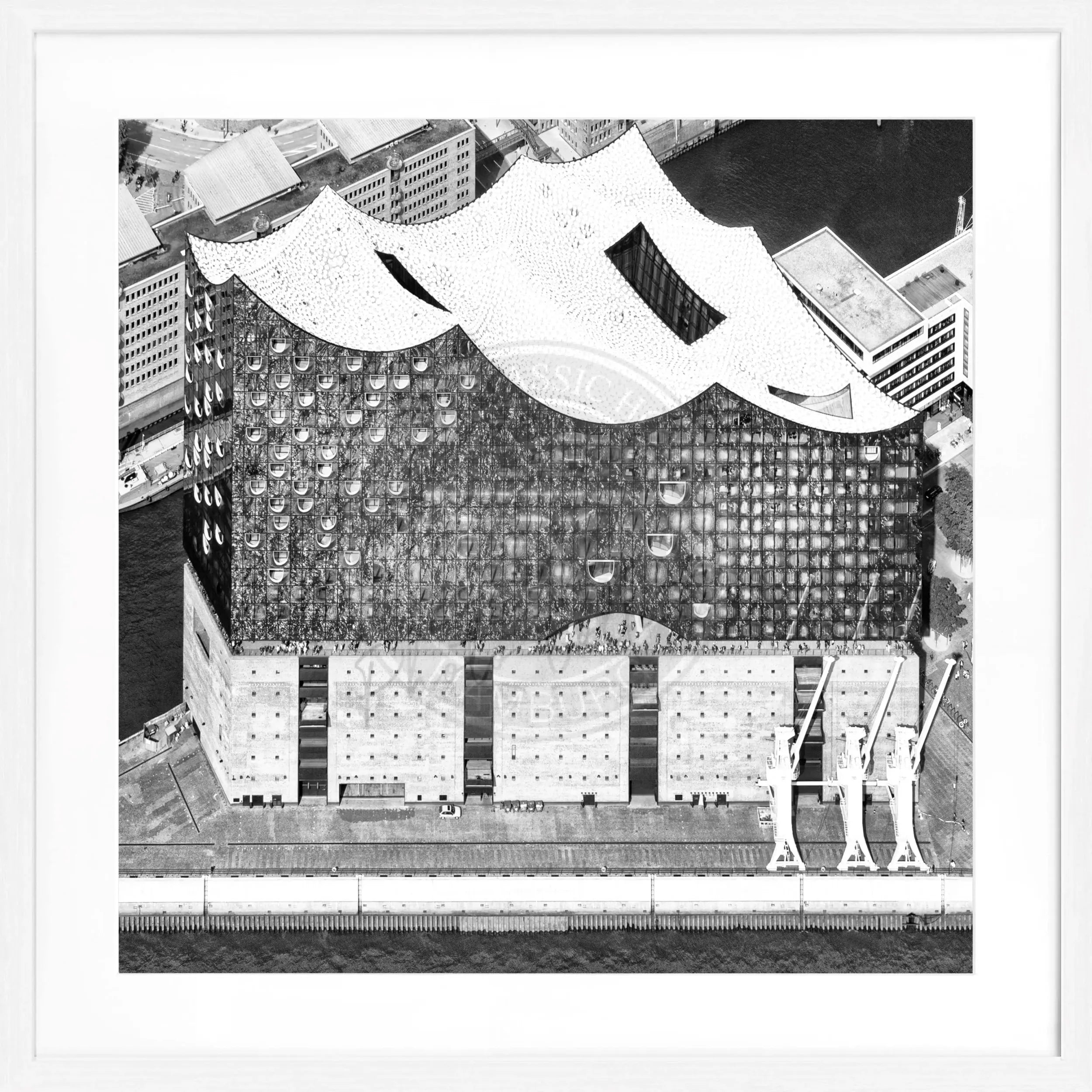 Schwarz-weiß Poster mit Rahmen von Hamburg Elphi, quadratisch, 55x55cm, von Cosman-Photocollection.