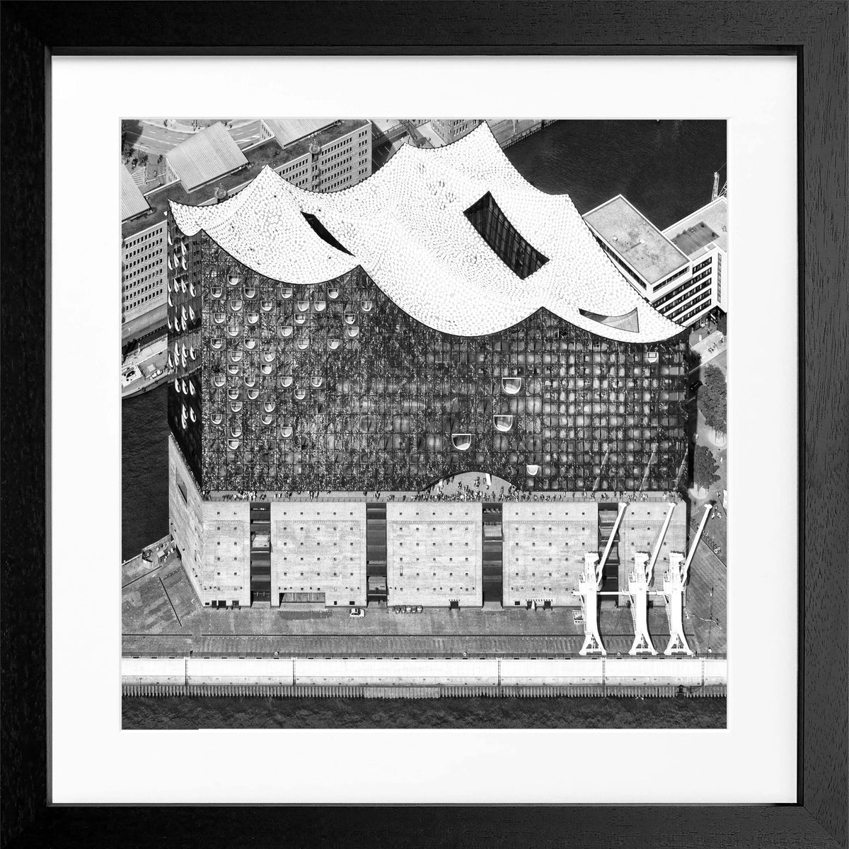 Schwarz-weiß Poster mit Rahmen von Hamburg Elphi, quadratisch, 55x55cm, von Cosman-Photocollection.