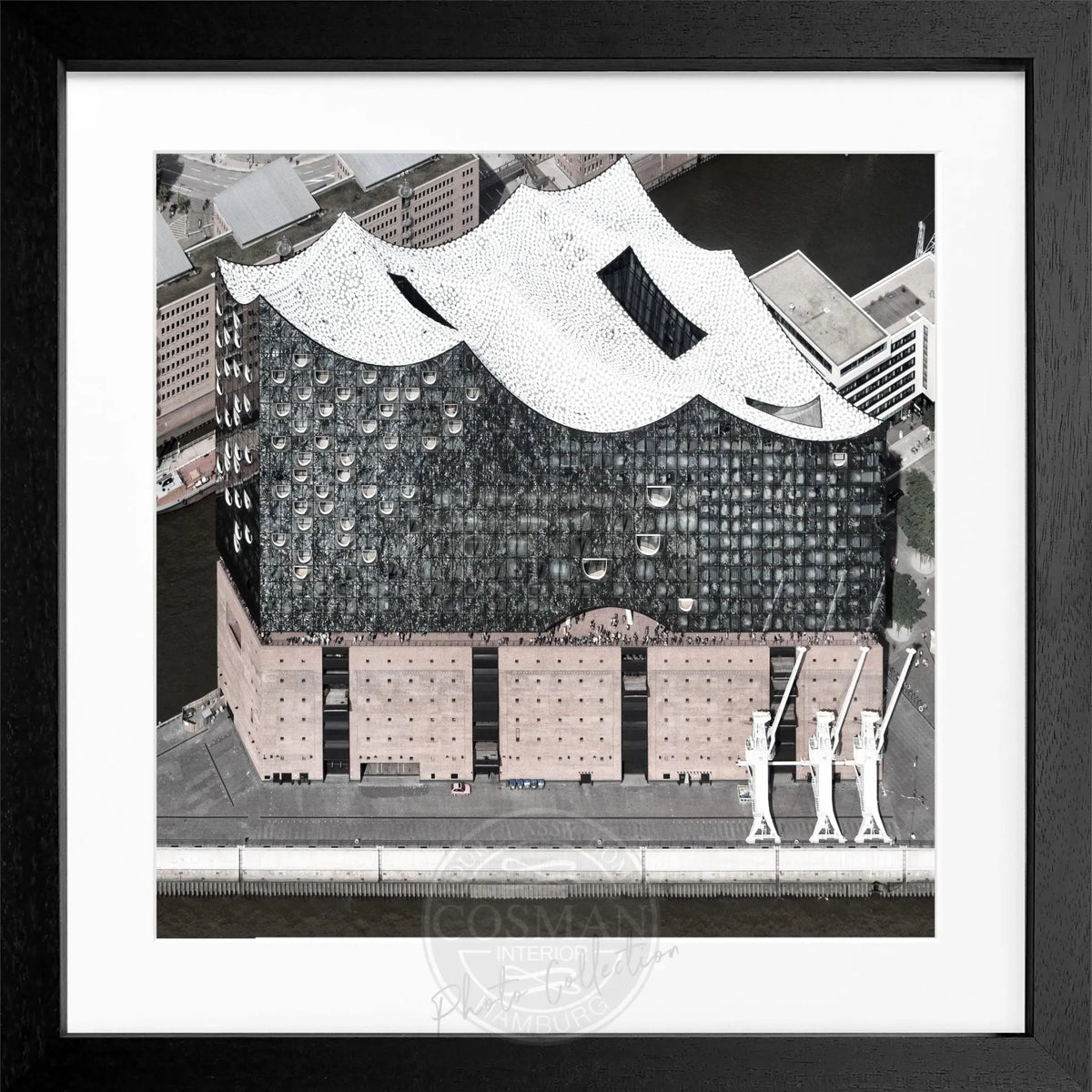 Schwarz-weiß Poster mit Rahmen von Hamburg Elphi, quadratisch, 55x55cm, von Cosman-Photocollection