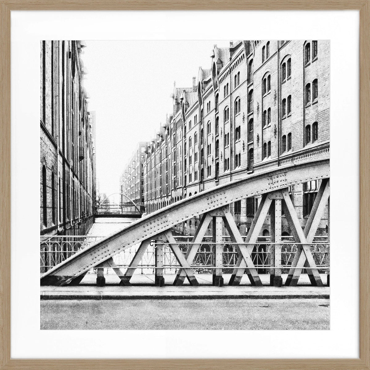 Schwarz-weiß Poster mit Rahmen von Cosman-Photocollection, Hamburg Speicherstadt, quadratisch, 55x55cm, Motiv, Wanddekoration