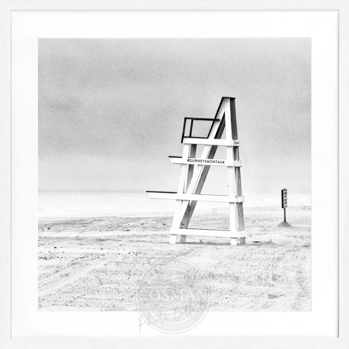 Schwarz-weiß Poster mit Rahmen, Hamptons Long Island Beach Motiv, Quadrat, 55x55cm, von Cosman-Photocollection