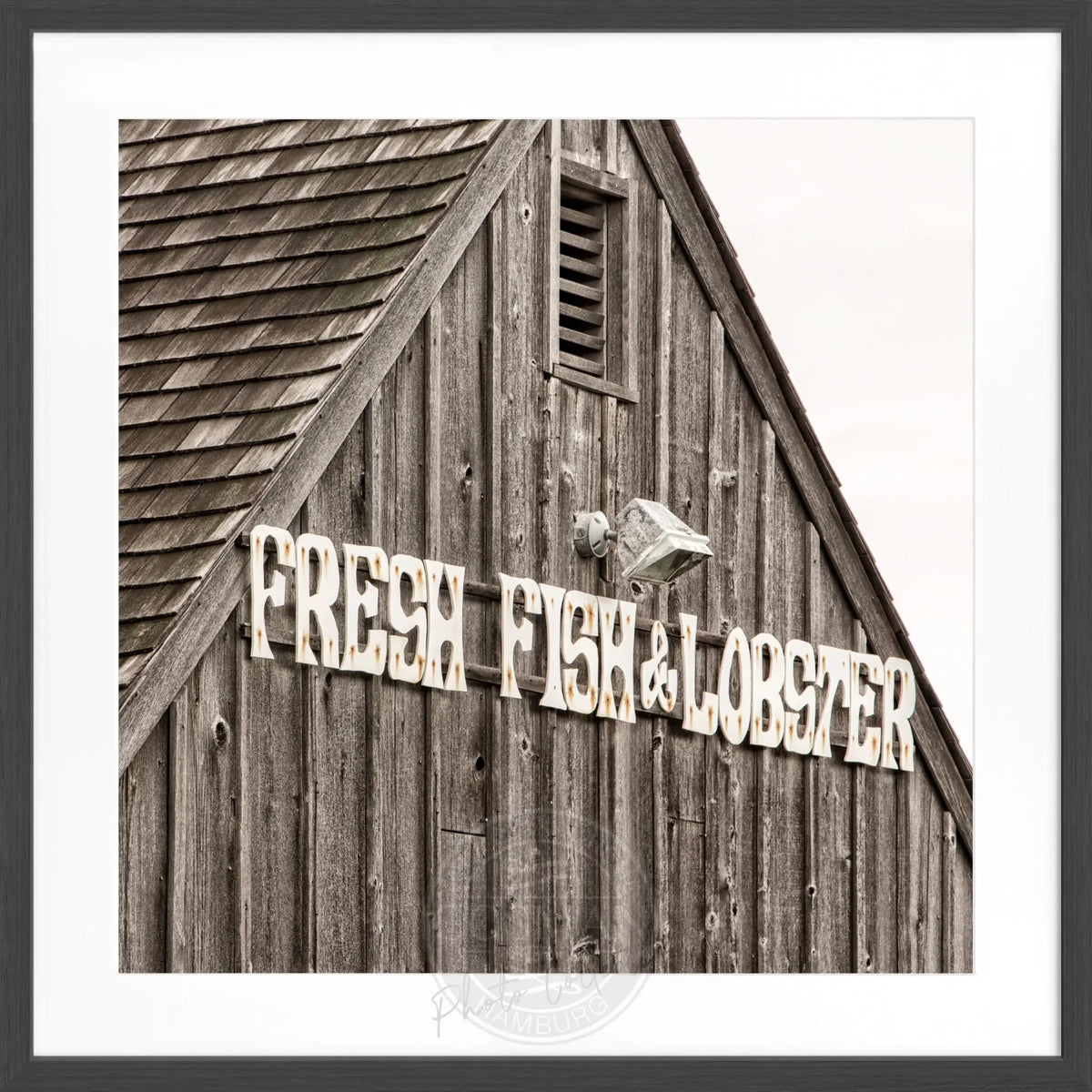 Schwarz-weißer quadratischer Poster mit Rahmen, Hamptons Long Island „Fresh Fish“ von Cosman-Photocollection, 55x55 cm