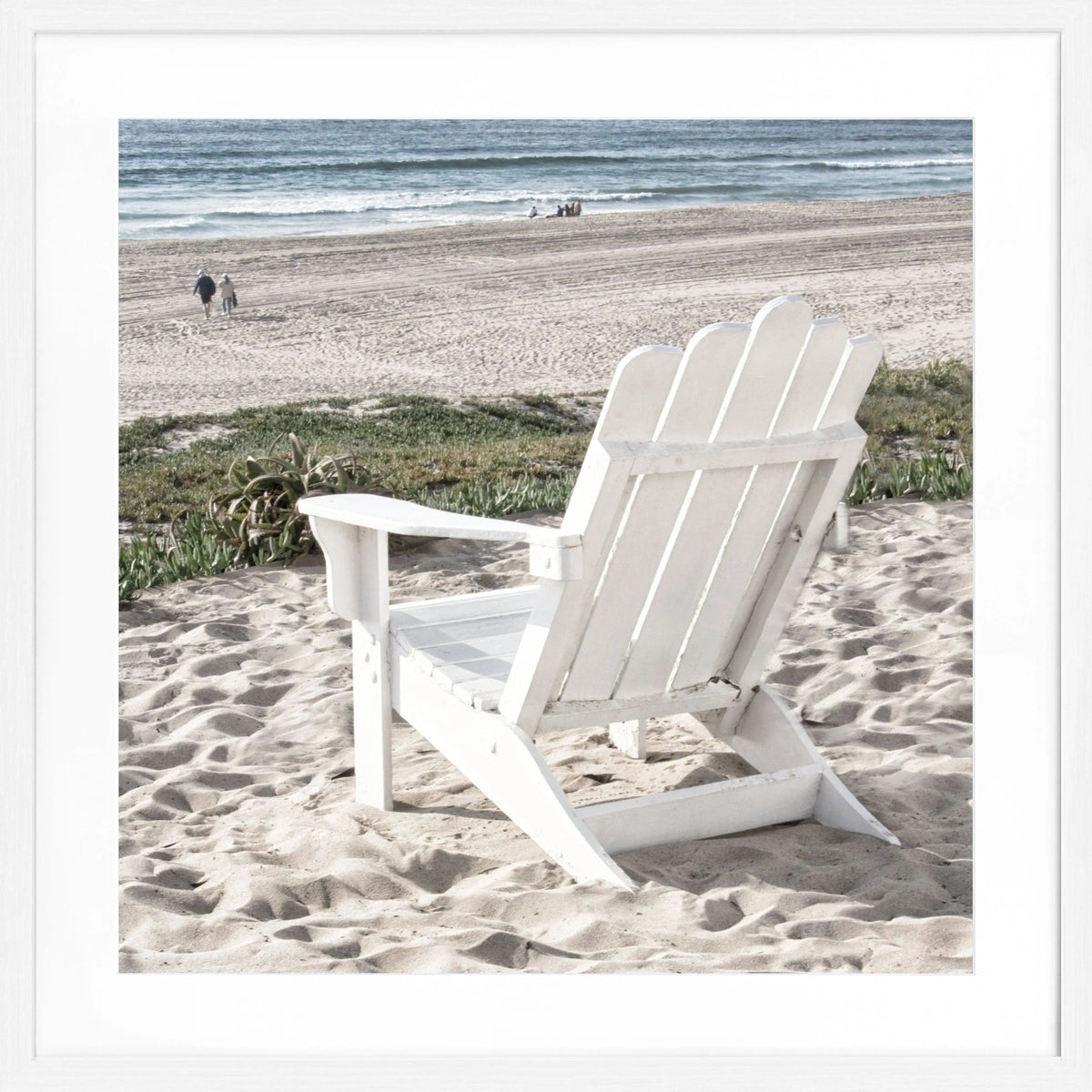 Schwarz-weiß Poster mit Rahmen von Cosman-Photocollection, Kalifornien Deckchair Motiv, quadratisch 55x55cm