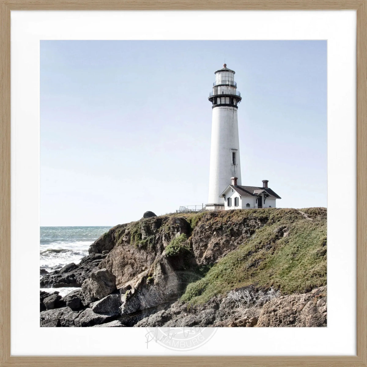 Schwarz-weiß Poster mit Rahmen von Cosman-Photocollection, Kalifornien Lighthouse Pigeon Point, quadratisch, 55x55cm, motiv mit Leuchtturm