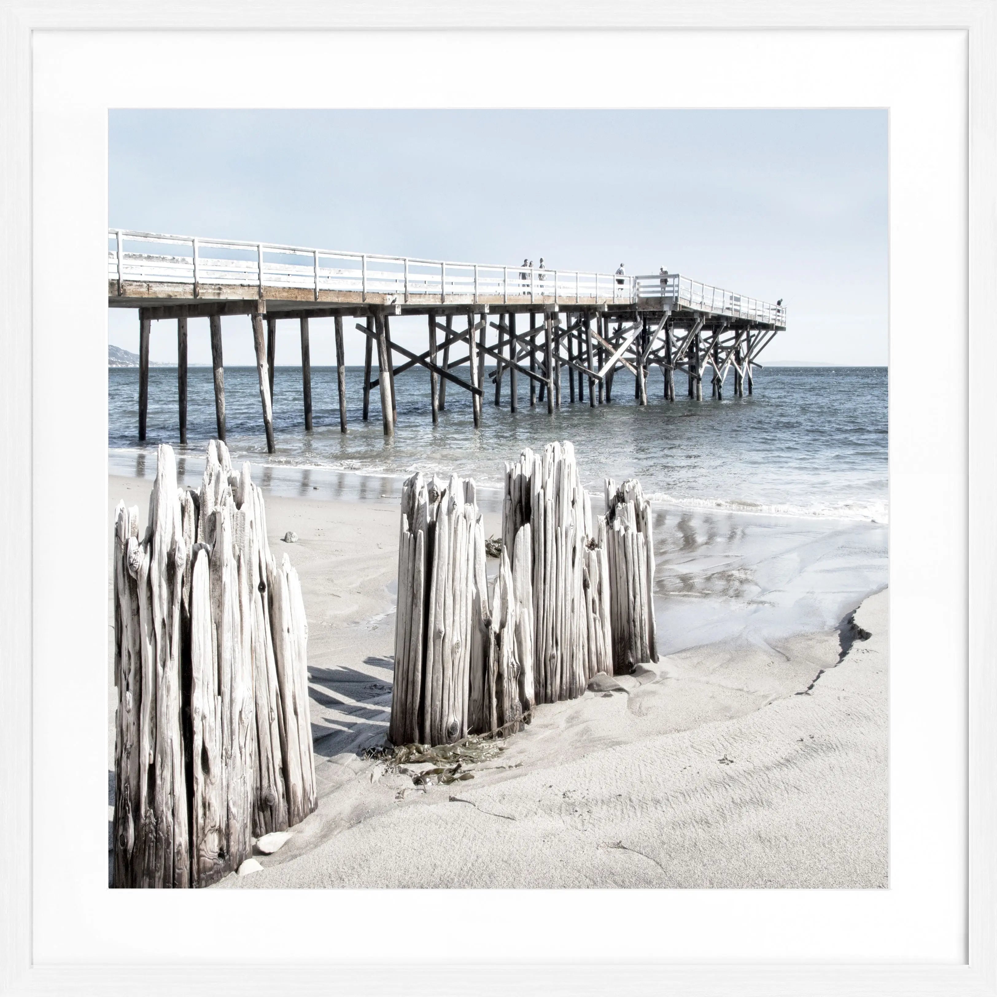 Schwarz-weiß Poster mit Rahmen, Kalifornien Malibu Beach Motiv, quadratisch, 55x55 cm, von Cosman-Photocollection