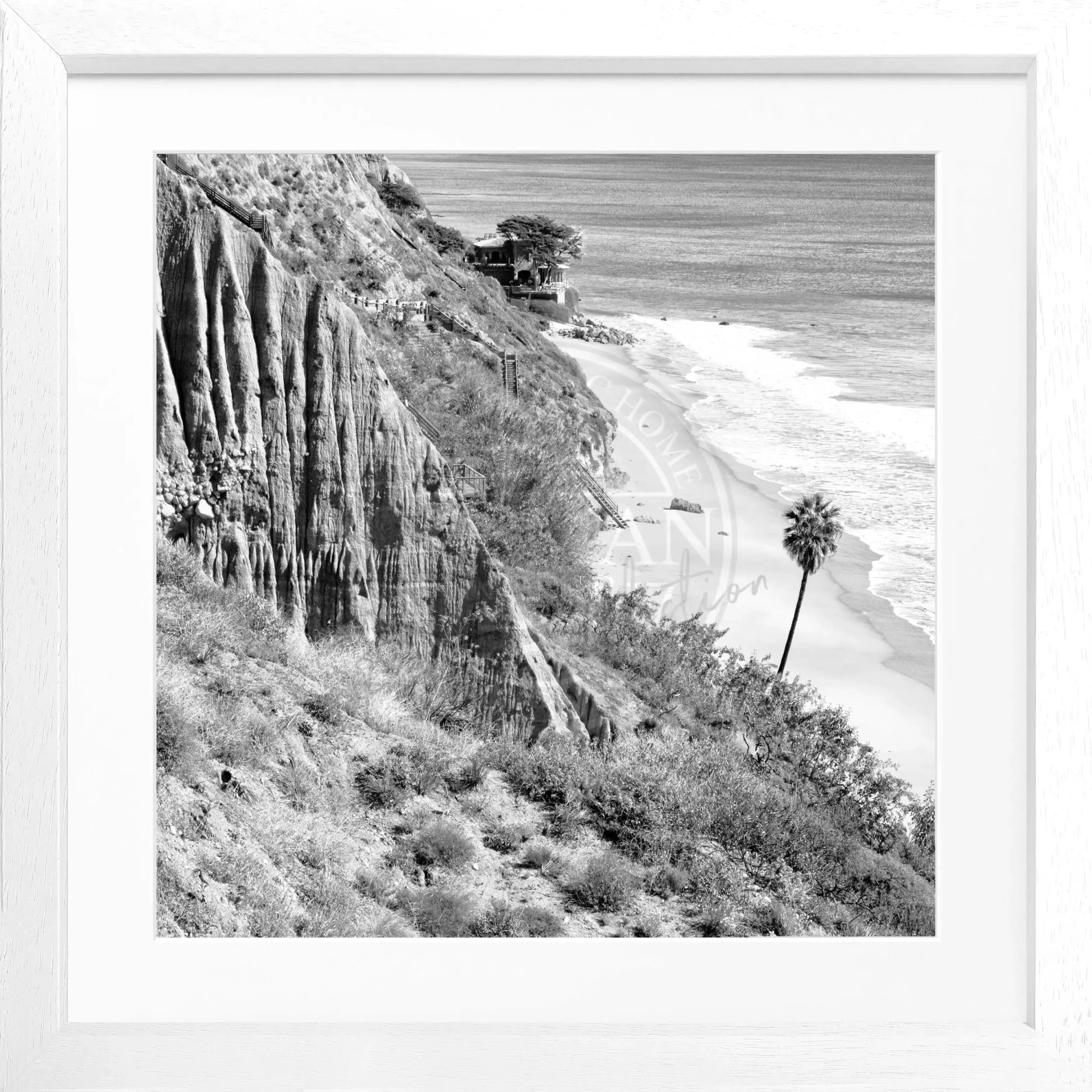 Schwarz-weißes Poster mit Rahmen, Kalifornien Malibu Motiv, quadratisch 55x55cm, von Cosman-Photocollection