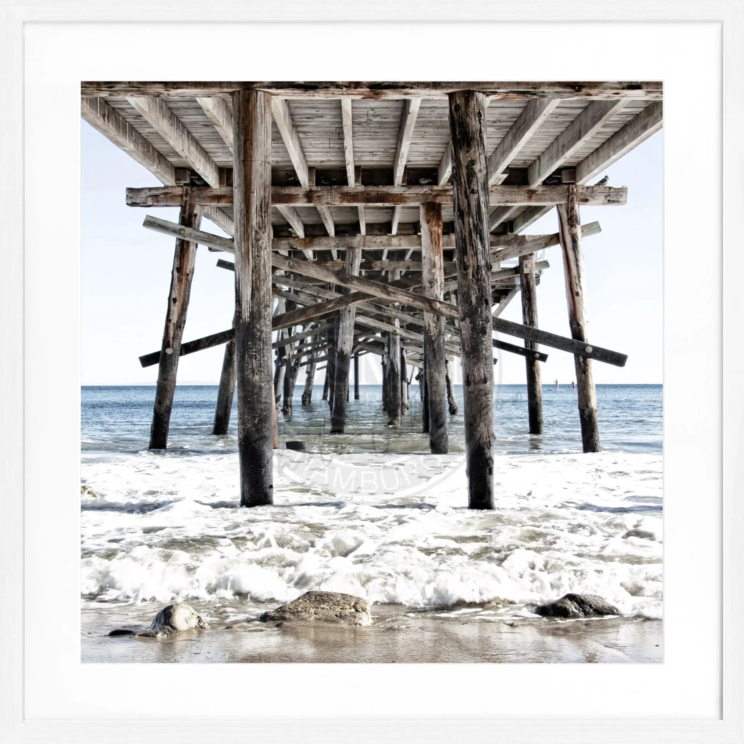Schwarz-weiß Poster mit Rahmen von Cosman-Photocollection, Kalifornien Pier Motiv, quadratisch 55x55cm, Wanddekoration