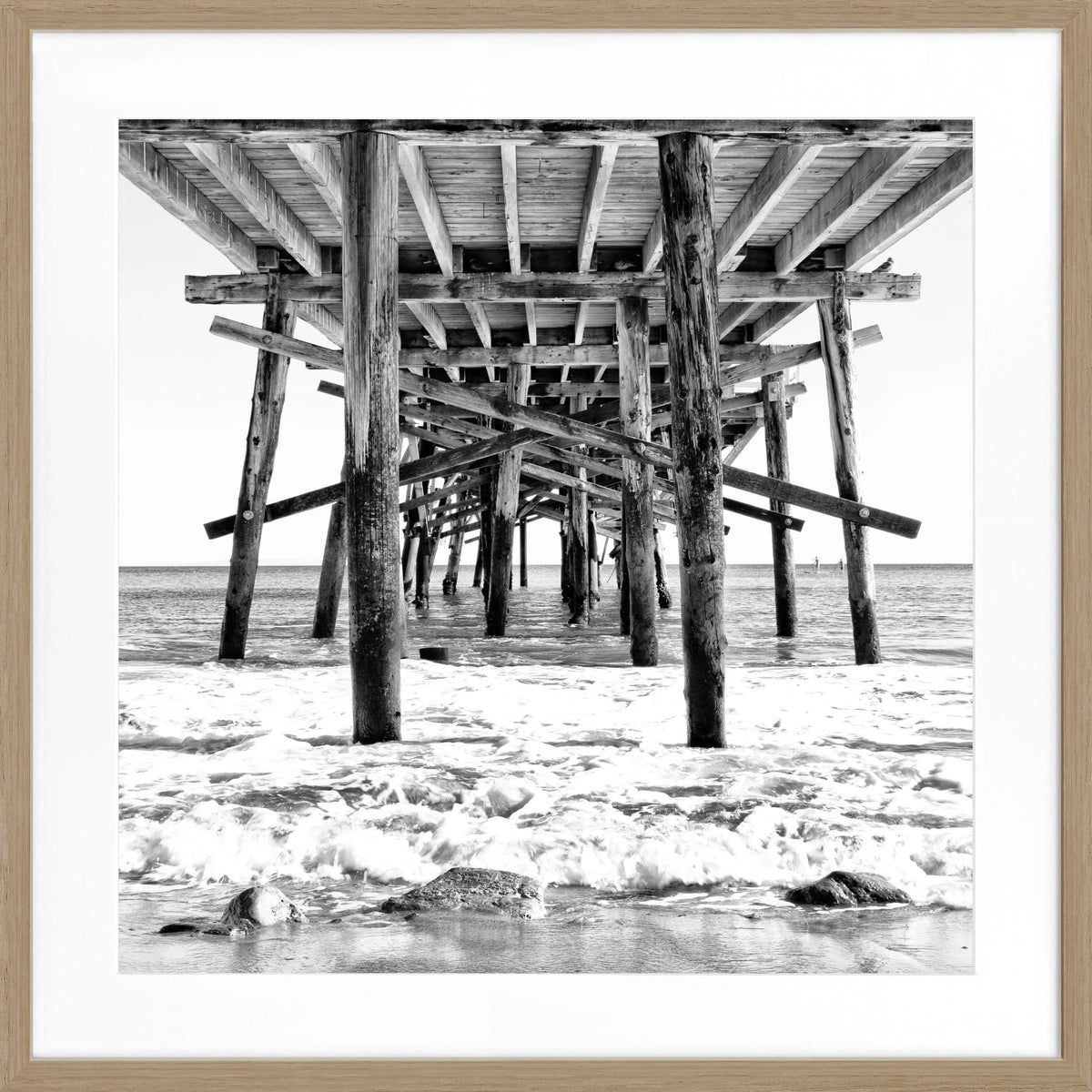 Schwarz-weiß Poster mit Rahmen, Kalifornien Pier Motiv, quadratisch 55x55cm, von Cosman-Photocollection