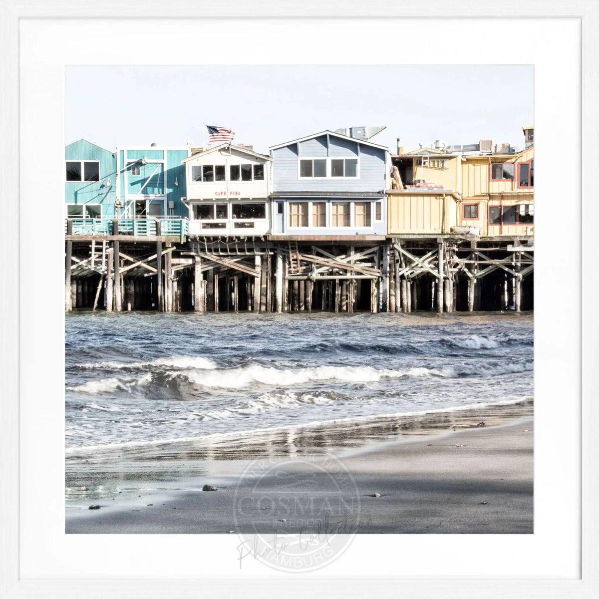 Schwarz-weiß Poster mit Rahmen von Cosman-Photocollection, Kalifornien Pier Monterey, quadratisch 55x55cm, stilvolles Wandbild
