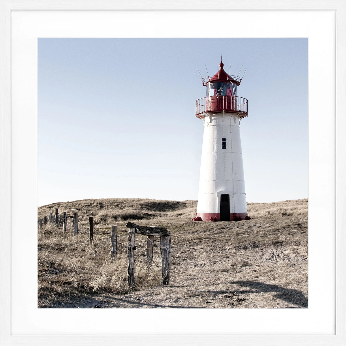 Schwarz-weiß Poster mit Rahmen von Cosman-Photocollection, Leuchtturm List West auf Sylt, quadratisches Bild, 55x55 cm