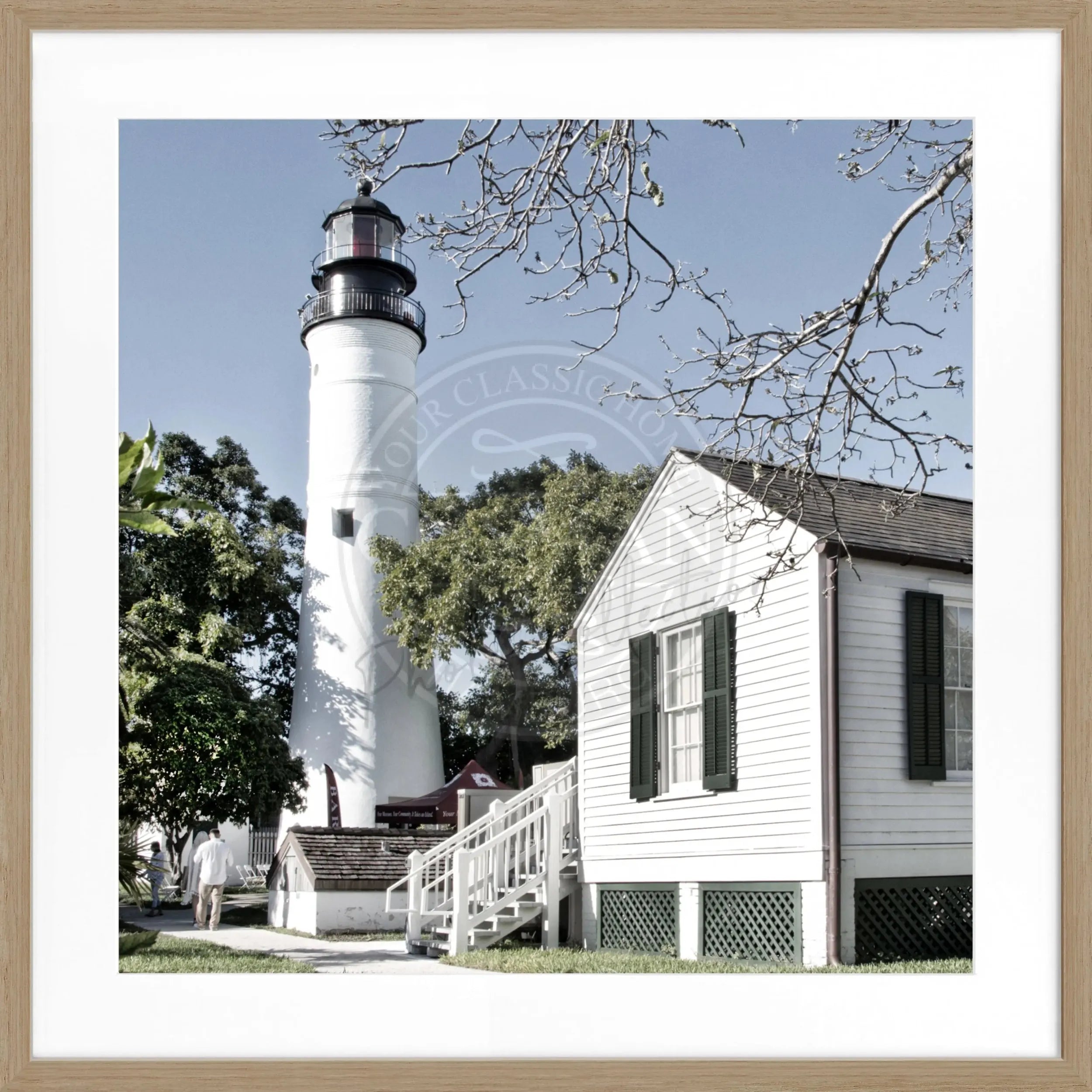 Schwarz-weiß Poster mit Rahmen von Cosman-Photocollection, Motiv Leuchtturm in Florida Key West, quadratisch 55x55 cm