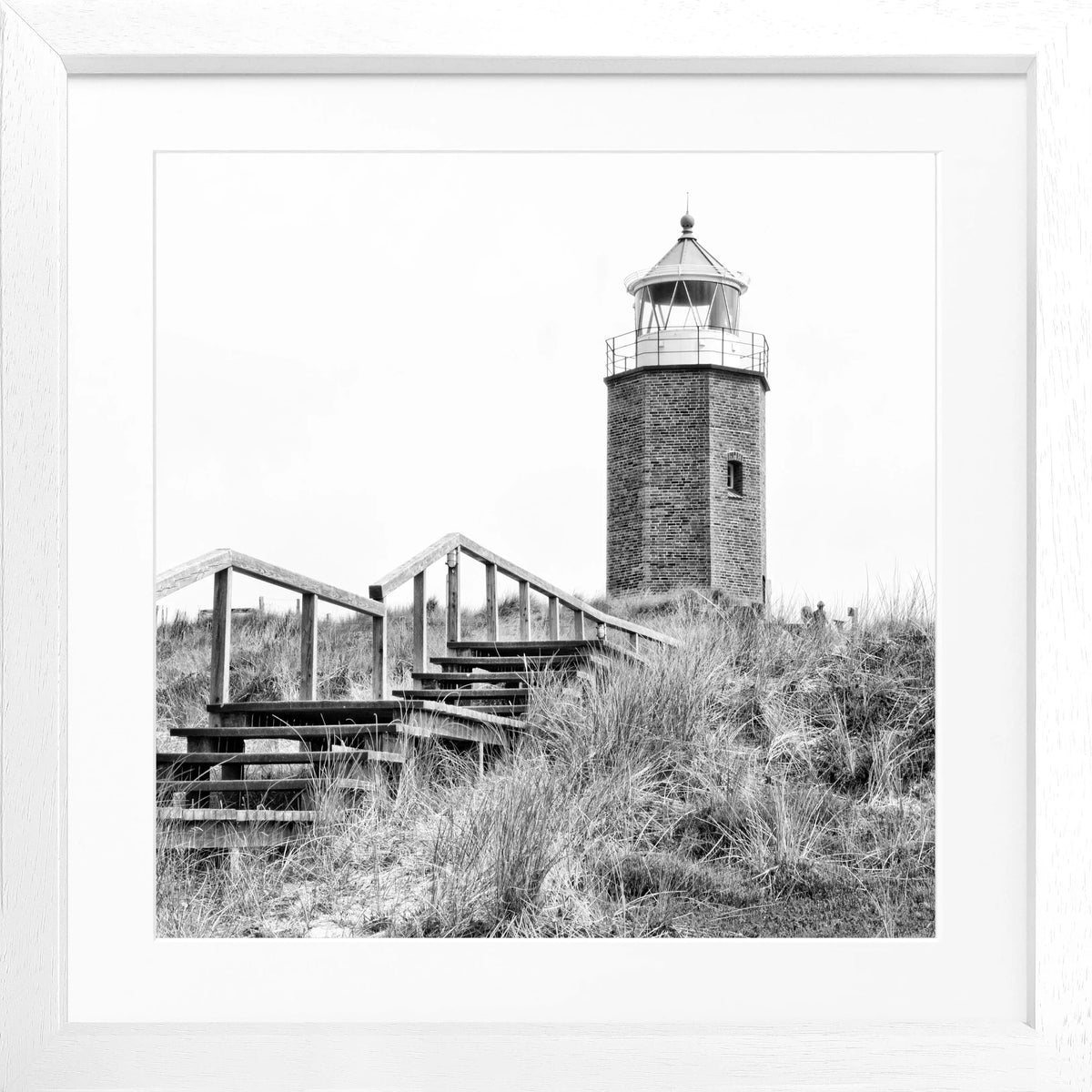 Schwarz-weiß Poster mit Rahmen, Leuchtturm Kampen Sylt, von Cosman-Photocollection, quadratisch 55x55 cm, Wanddekoration