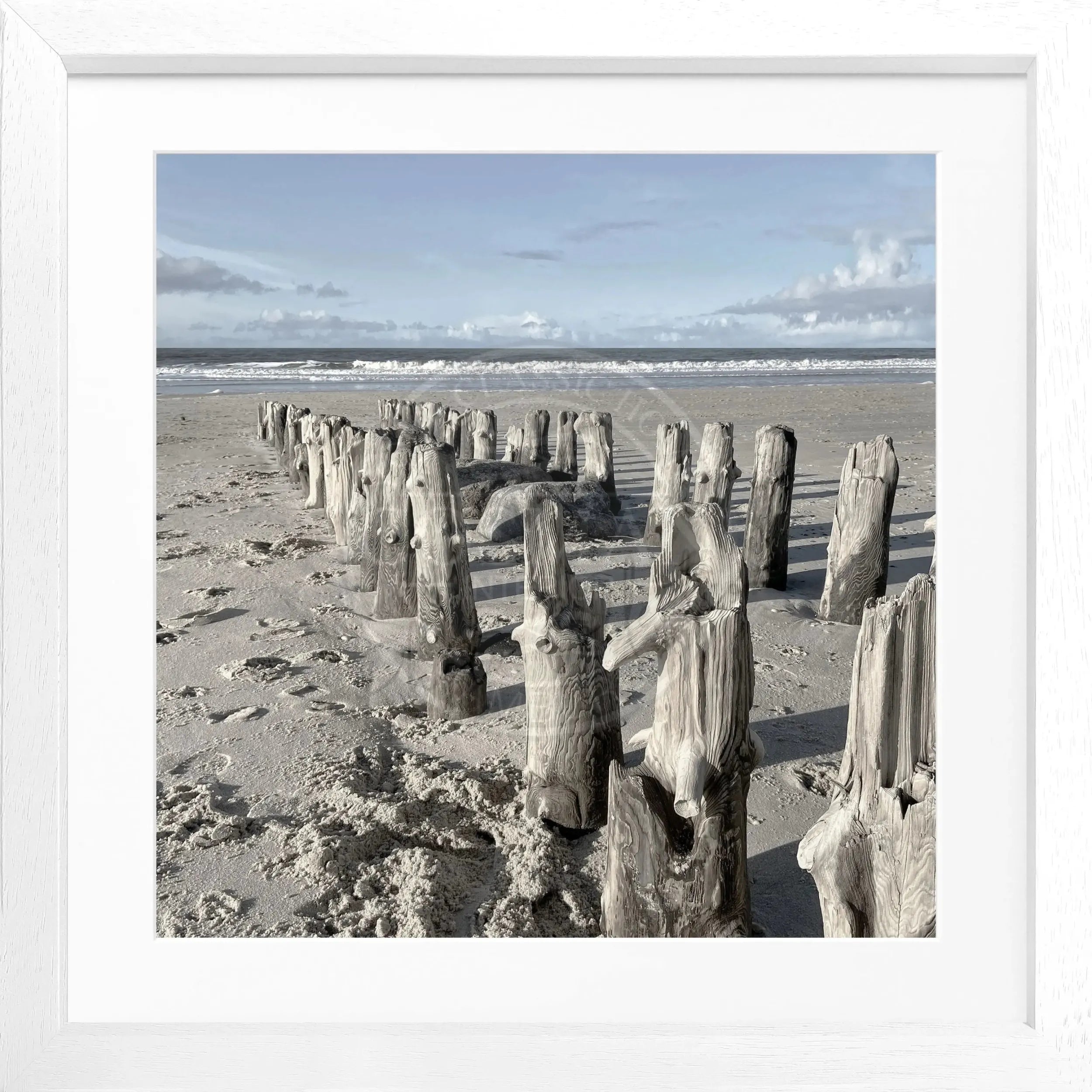 Schwarz-weiß Poster mit Rahmen, Sylt Strand Motiv von Cosman-Photocollection, quadratisch, 55x55cm, hochwertiger Kunstdruck