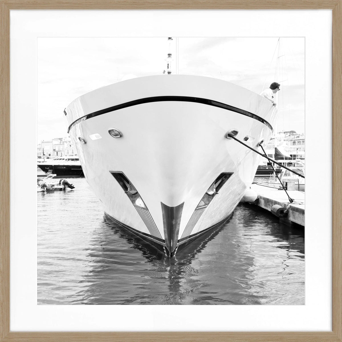Schwarz-weiß Poster mit Rahmen von Cosman-Photocollection, Yacht-Motiv, quadratisch 55x55cm, Saint Tropez ST35Q