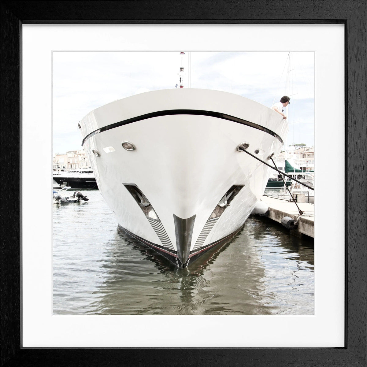 Schwarz-weiß Poster mit Rahmen, Yacht-Motiv in Saint Tropez, Cosman-Photocollection, quadratisch 55x55 cm
