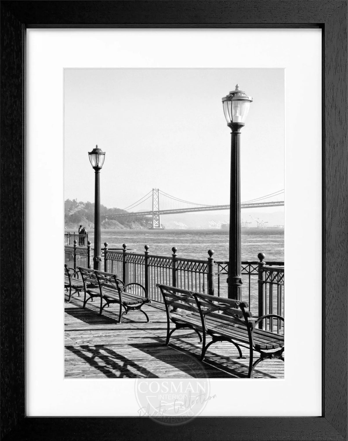 Schwarz-weiß Poster mit Rahmen von Cosman-Photocollection, Bay Bridge San Francisco, 25x31 cm, urbanes Stadtmotiv
