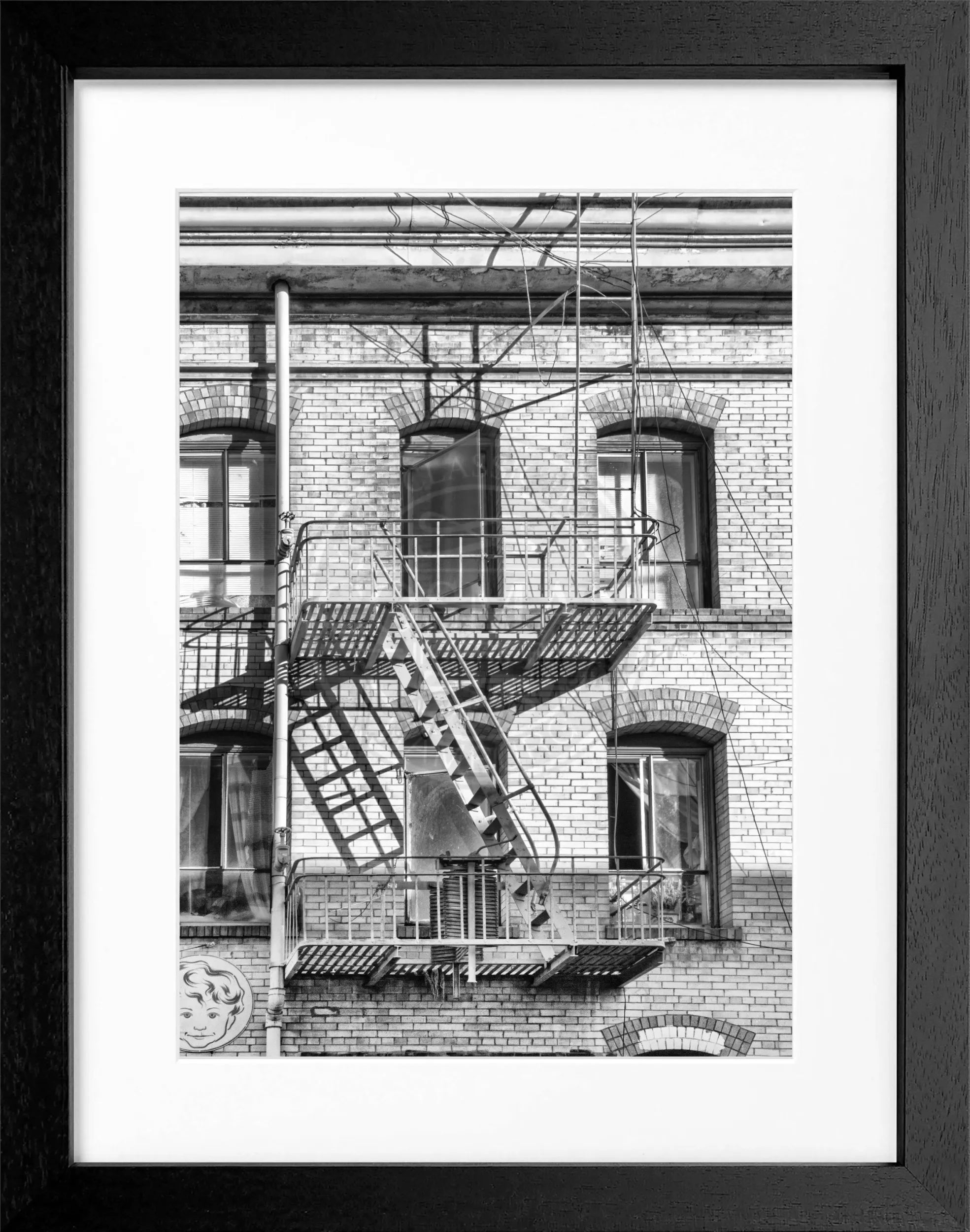 Schwarz-weiß Poster mit Rahmen 'Feuertreppen' in San Francisco, von Cosman-Photocollection, 25x31 cm, urbanes Stadtmotiv