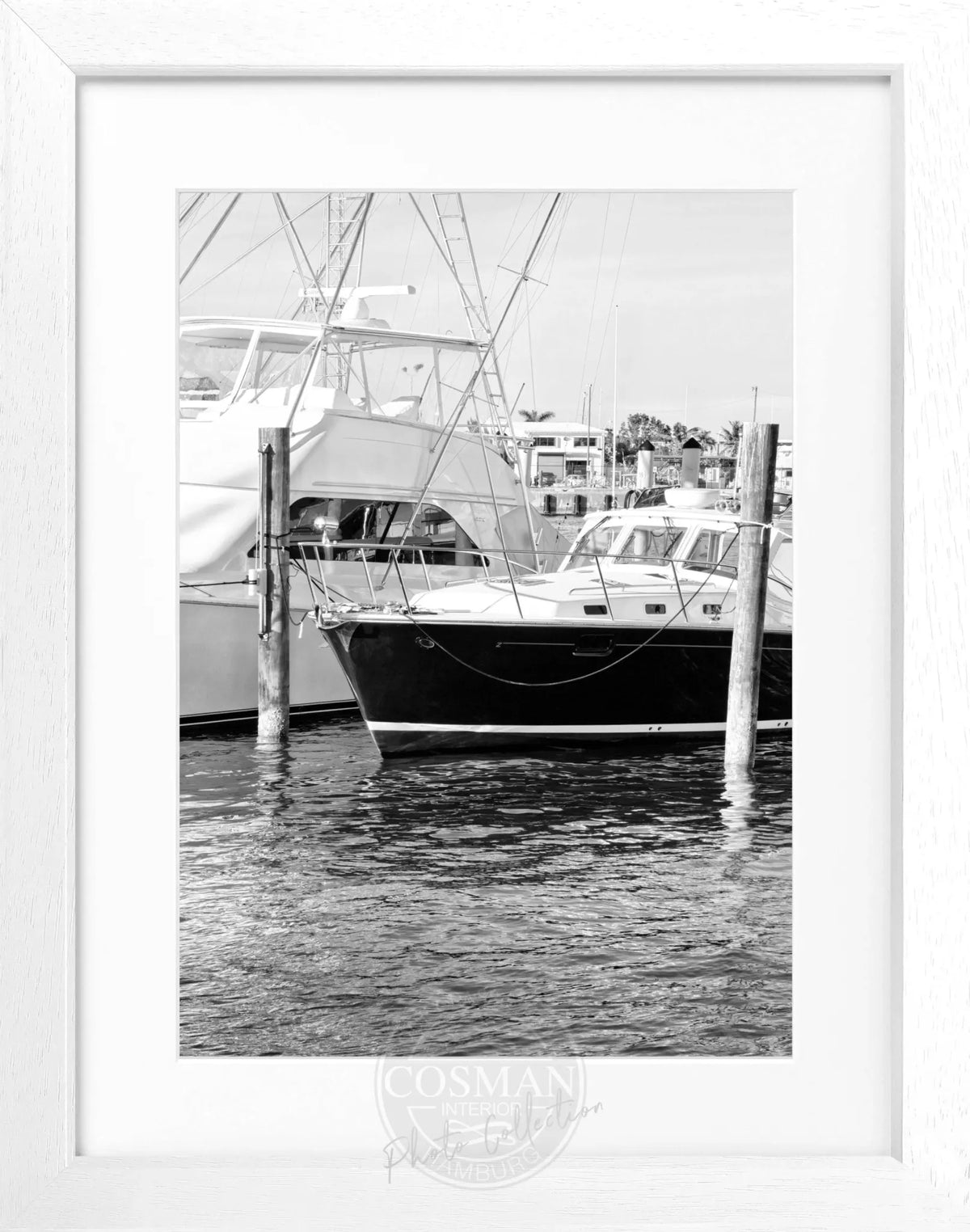 Schwarz-weiß Poster mit Rahmen von Cosman-Photocollection, Florida Key West Boot Motiv, 25x31 cm, Wandbild für Zuhause